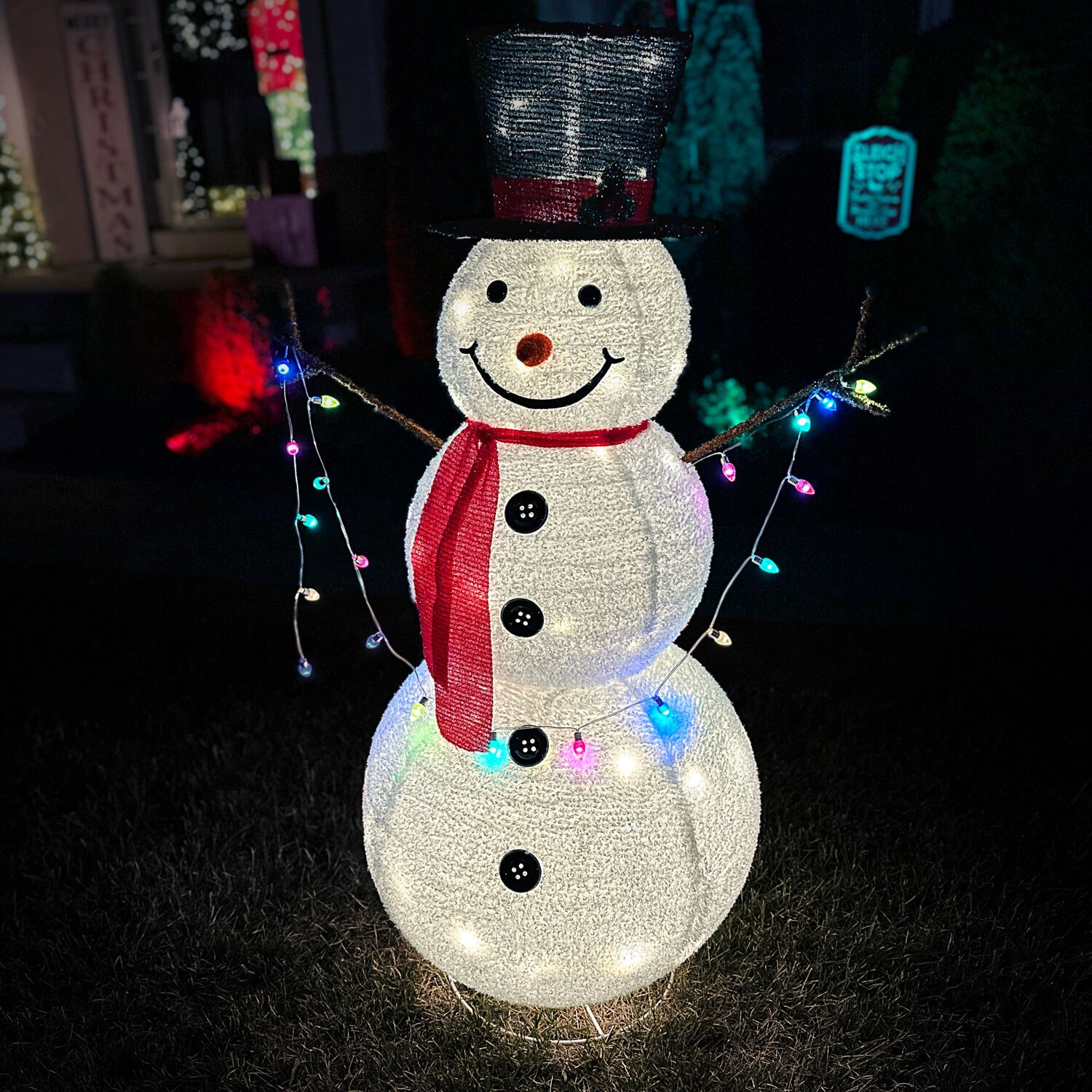 Fraser Hill Farm FFCH048-SNM1-WHT Outdoor-Christmas-Decor - View #9