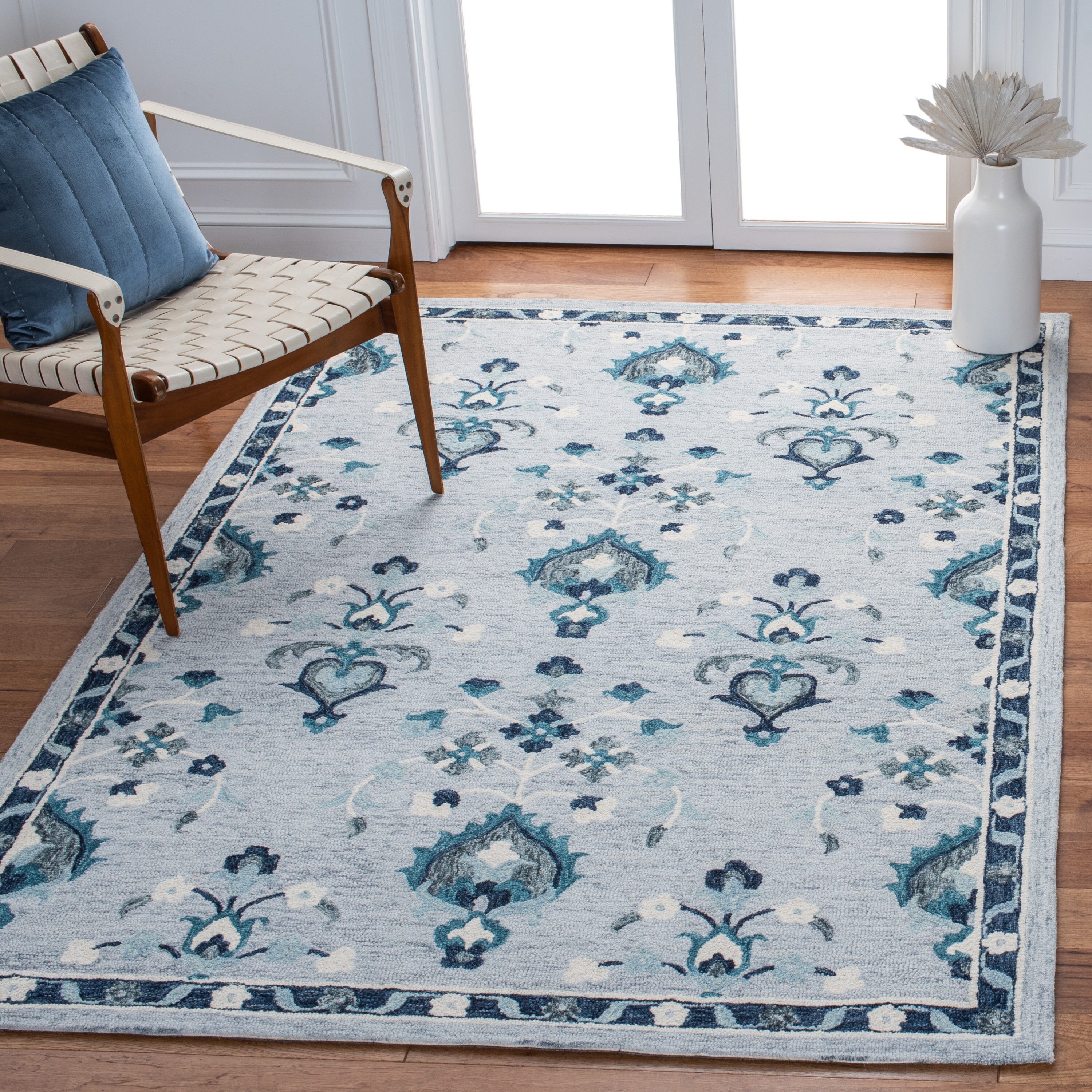 Elegant Country Floral Hand-Tufted Wool Area Rug - 6' Square Blue