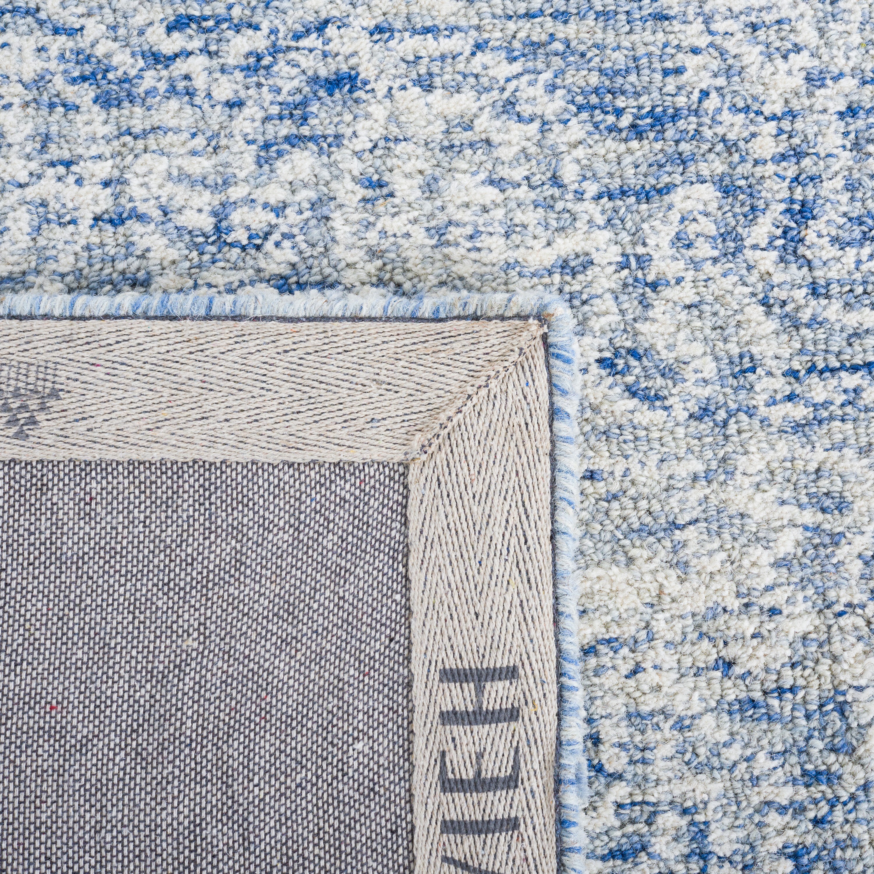 Safavieh MET998M-8 rugs - View #7