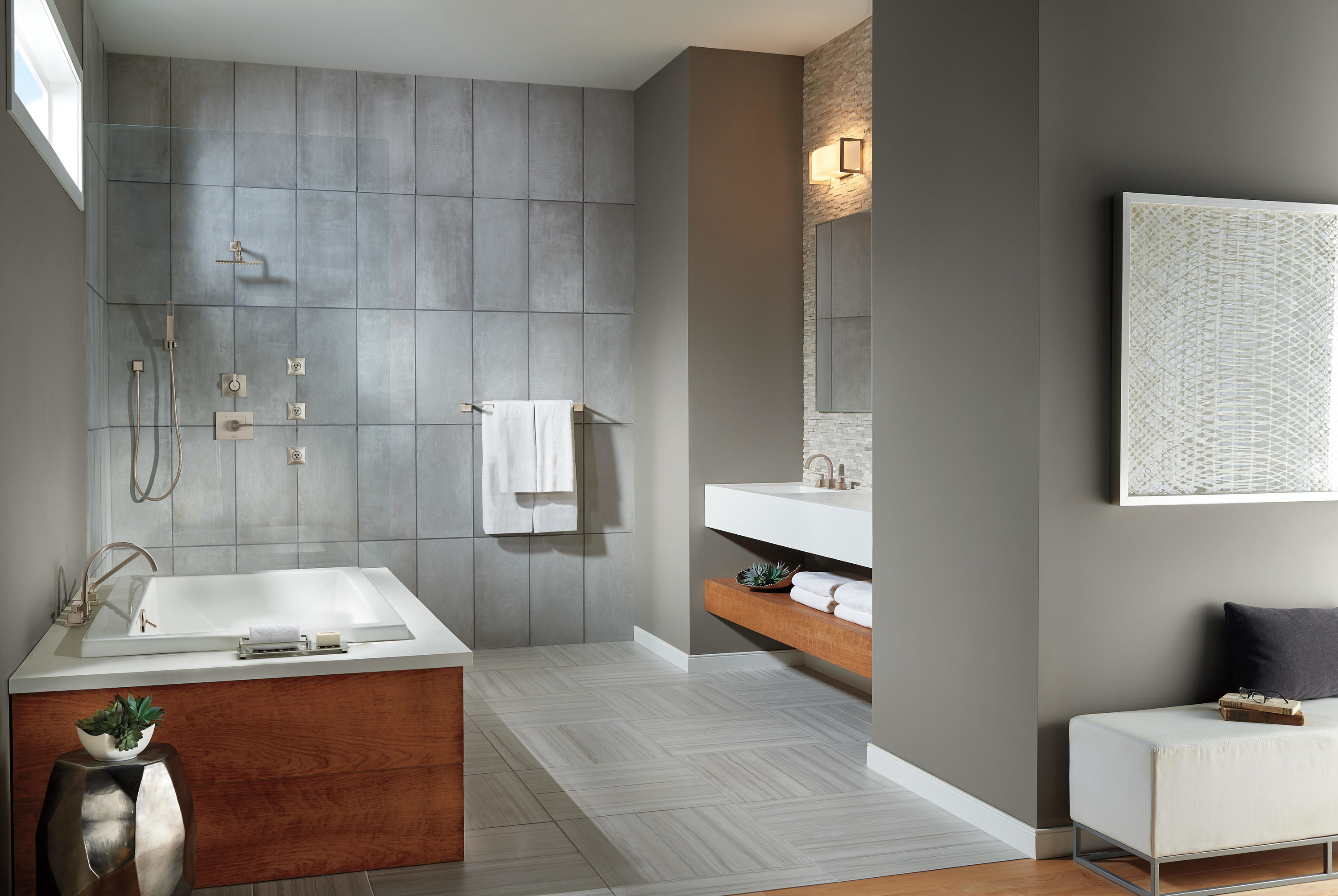 Delta T4753-SS Roman-Tub-Faucets - View #2