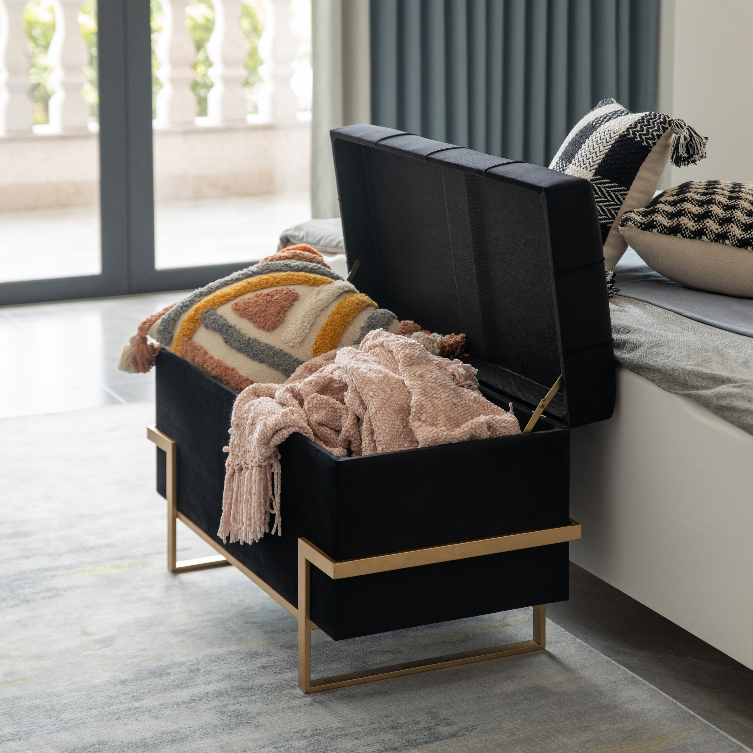 FABULAXE QI003939.BK.L Indoor-Ottomans - View #2