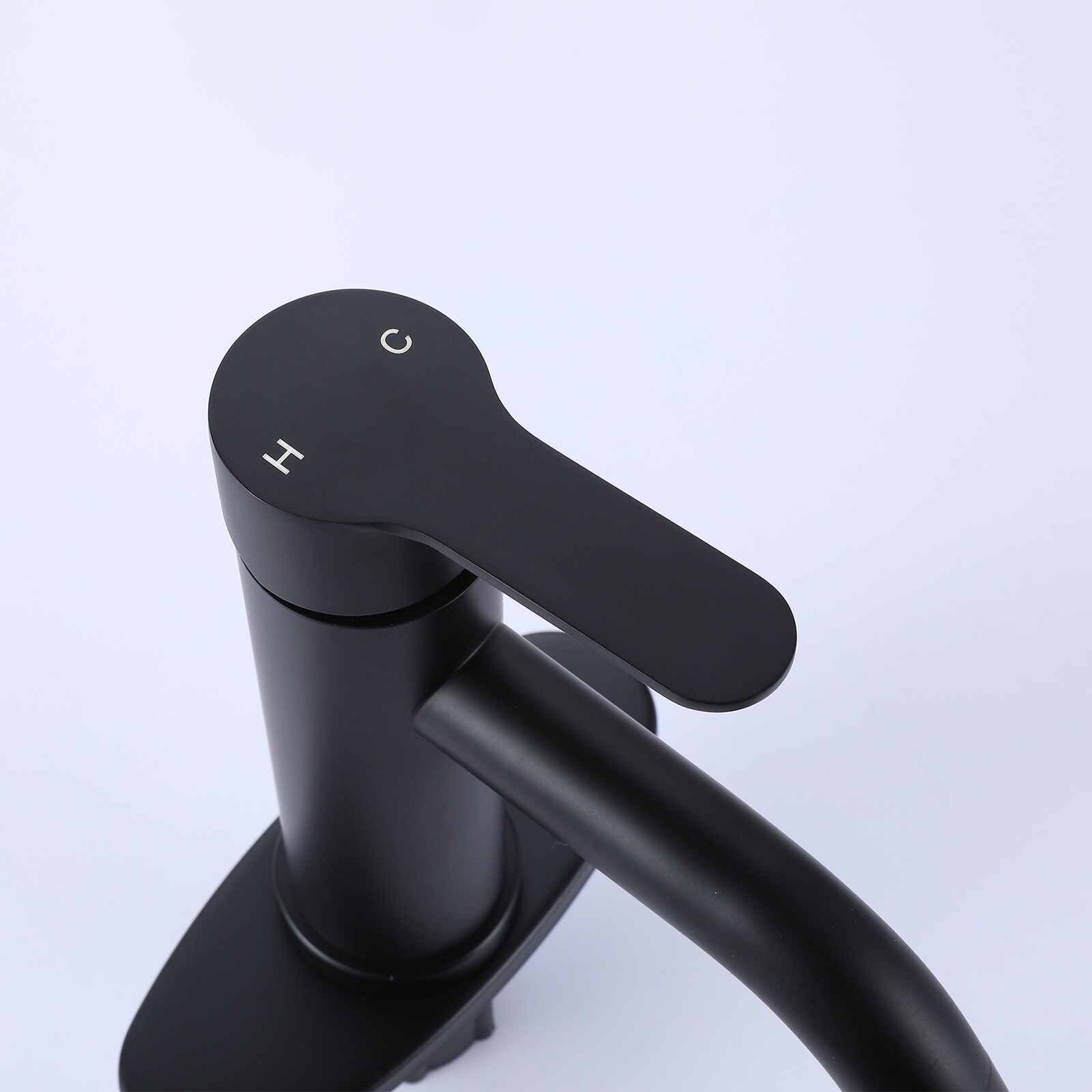 BWE Matte Black Single Hole 1-Handle Bathroom Sink Faucet with Deck ...