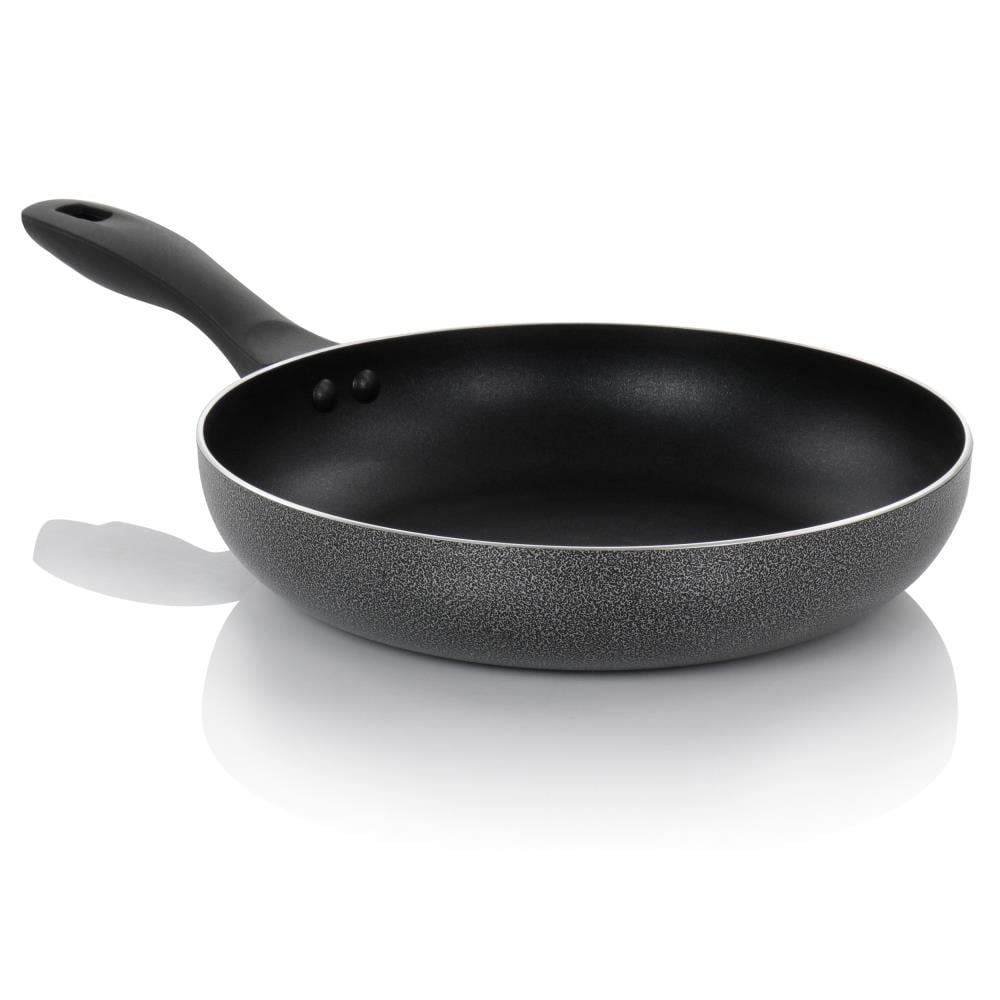 Oster Clairborne 1.5 Quart Aluminum Sauce Pan with Lid in Charcoal