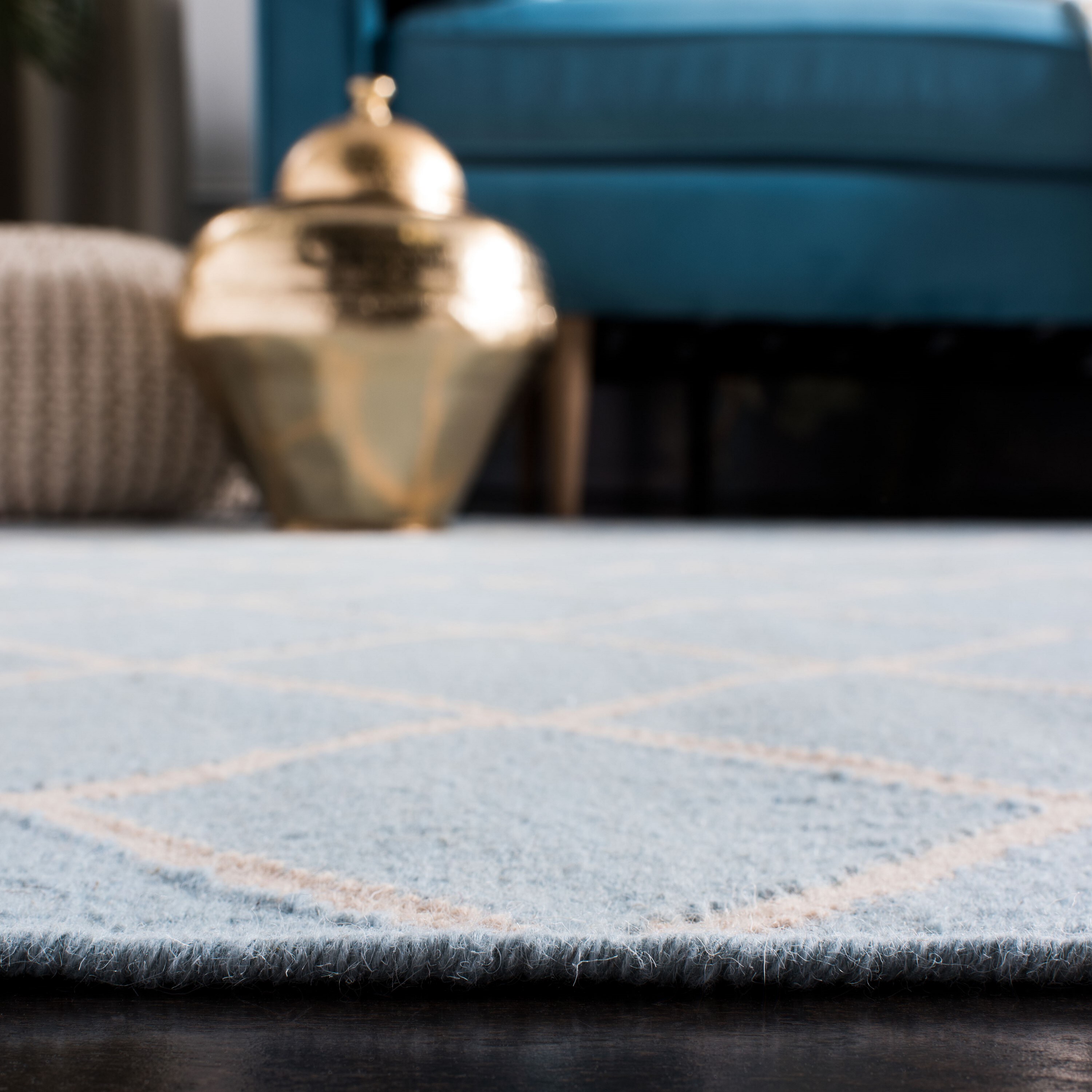 Safavieh DHU565B-24 rugs - View #5