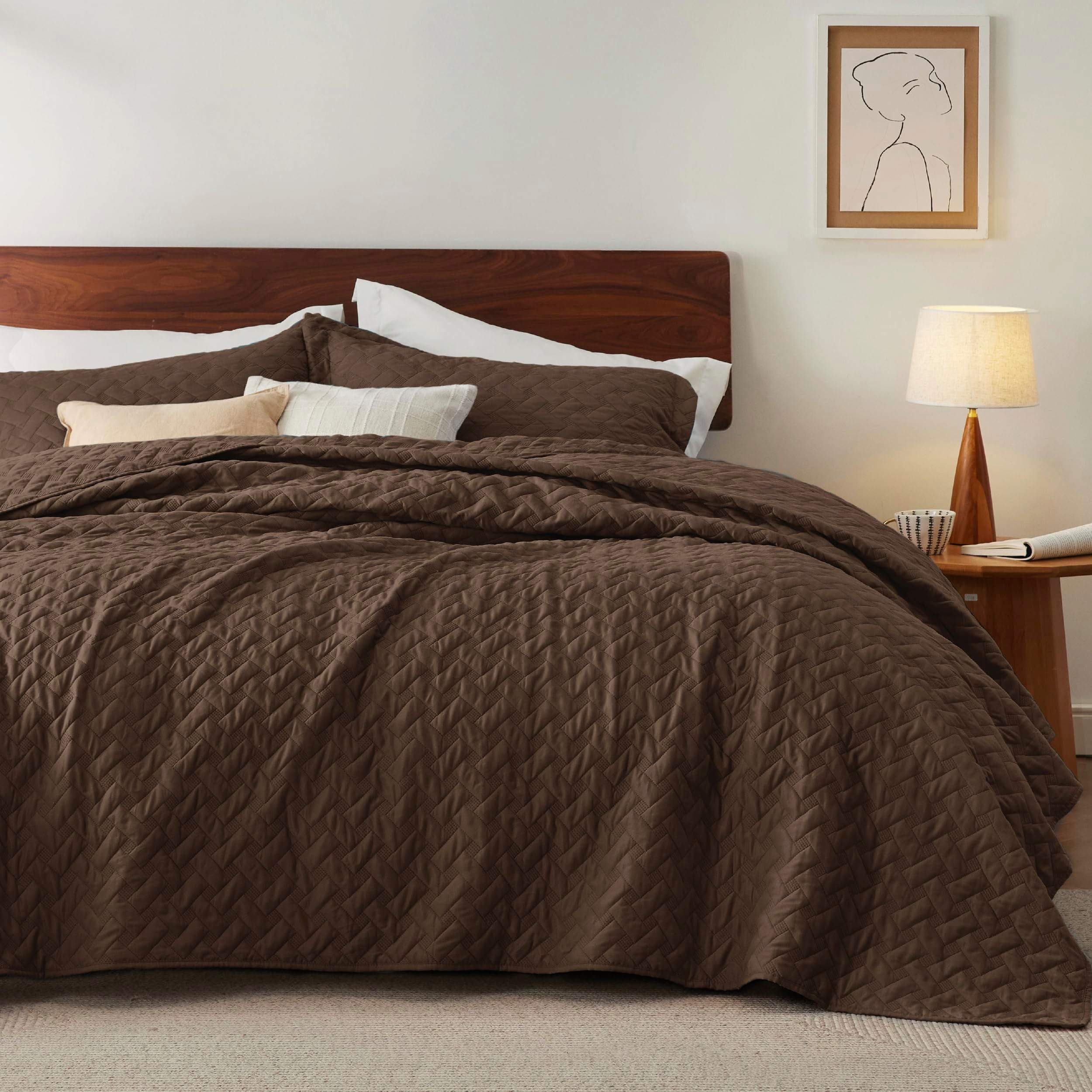Bedsure Quilts King Size Lightweight Bedspreads King Size with Basket Weave Pattern Soft Quilt Bedding Set Brown Comforter Set Coverlet for All Seasons with 2 Pillow Shams 106 x 96