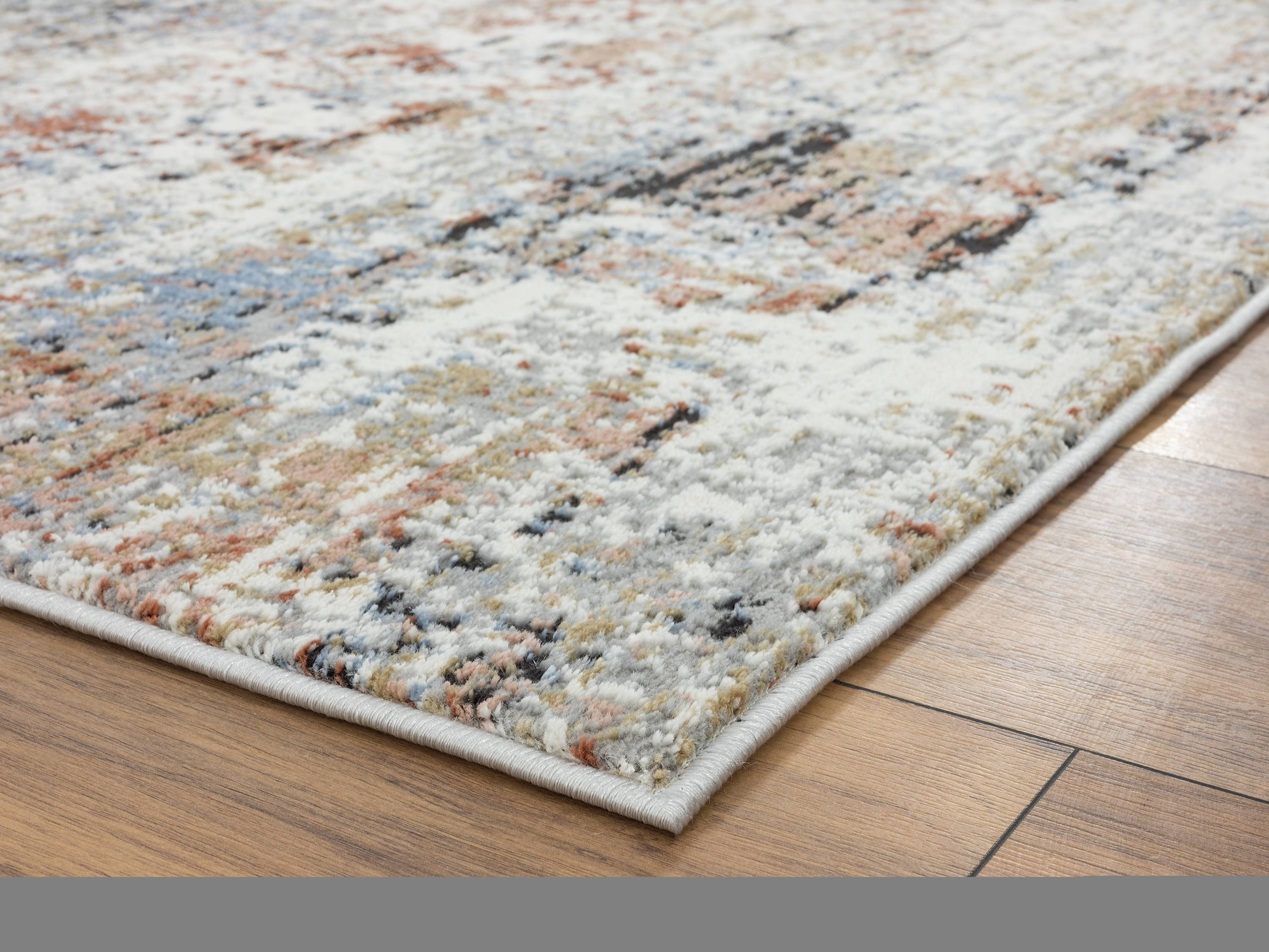 United Weavers Of America 4535 10136 58 rugs - View #3