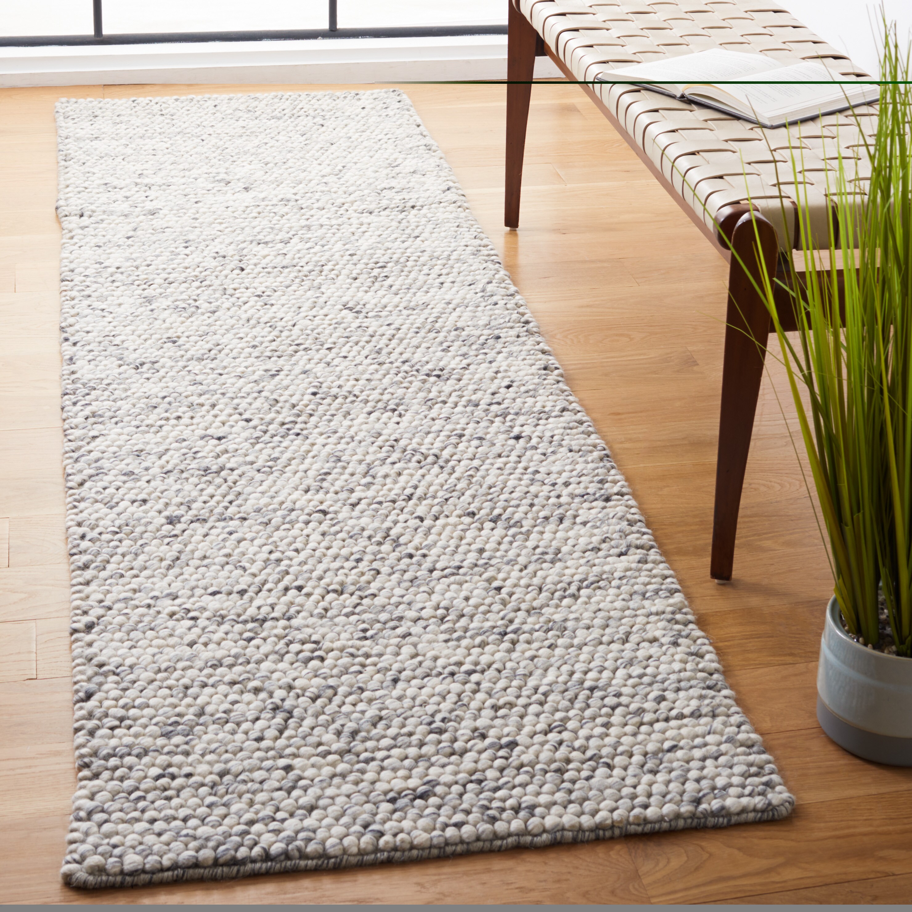  Natura 620 Light Gray/Ivory Solid / Tonal 2ft-3in x 22ft Runner Rug