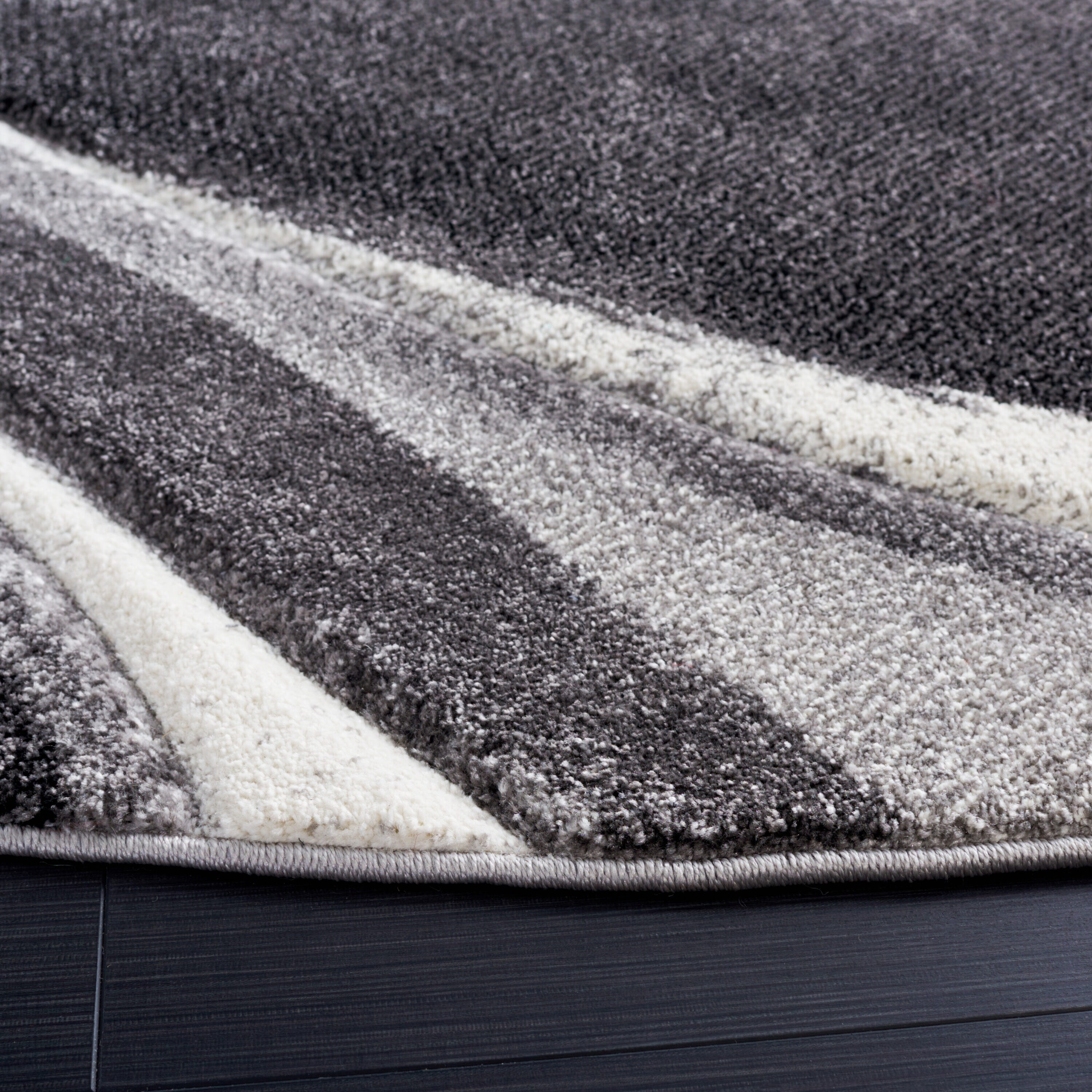 Safavieh HLW766G-7R rugs - View #3