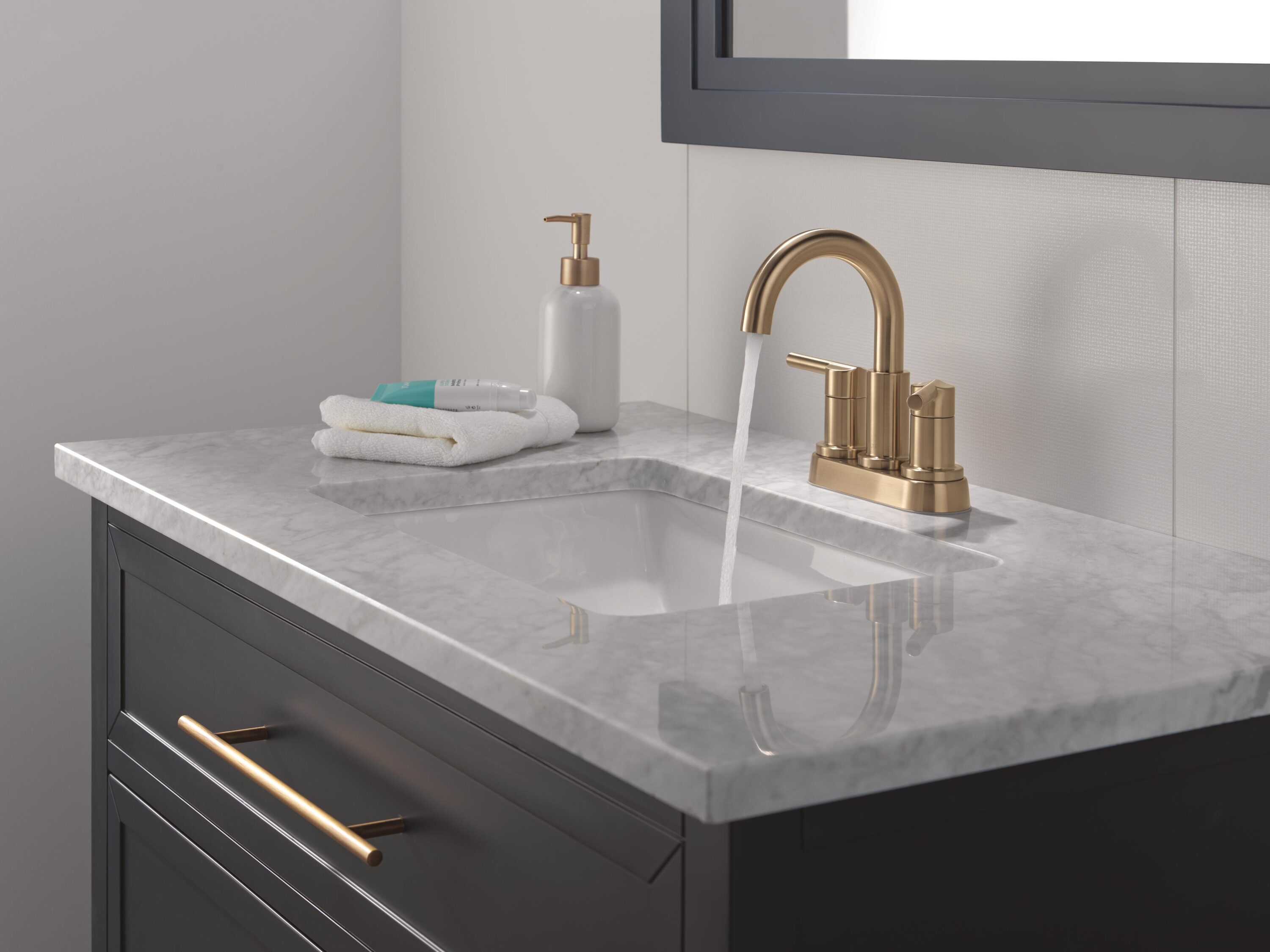 Delta 25749LF-CZ Lavatory-Faucets - View #8