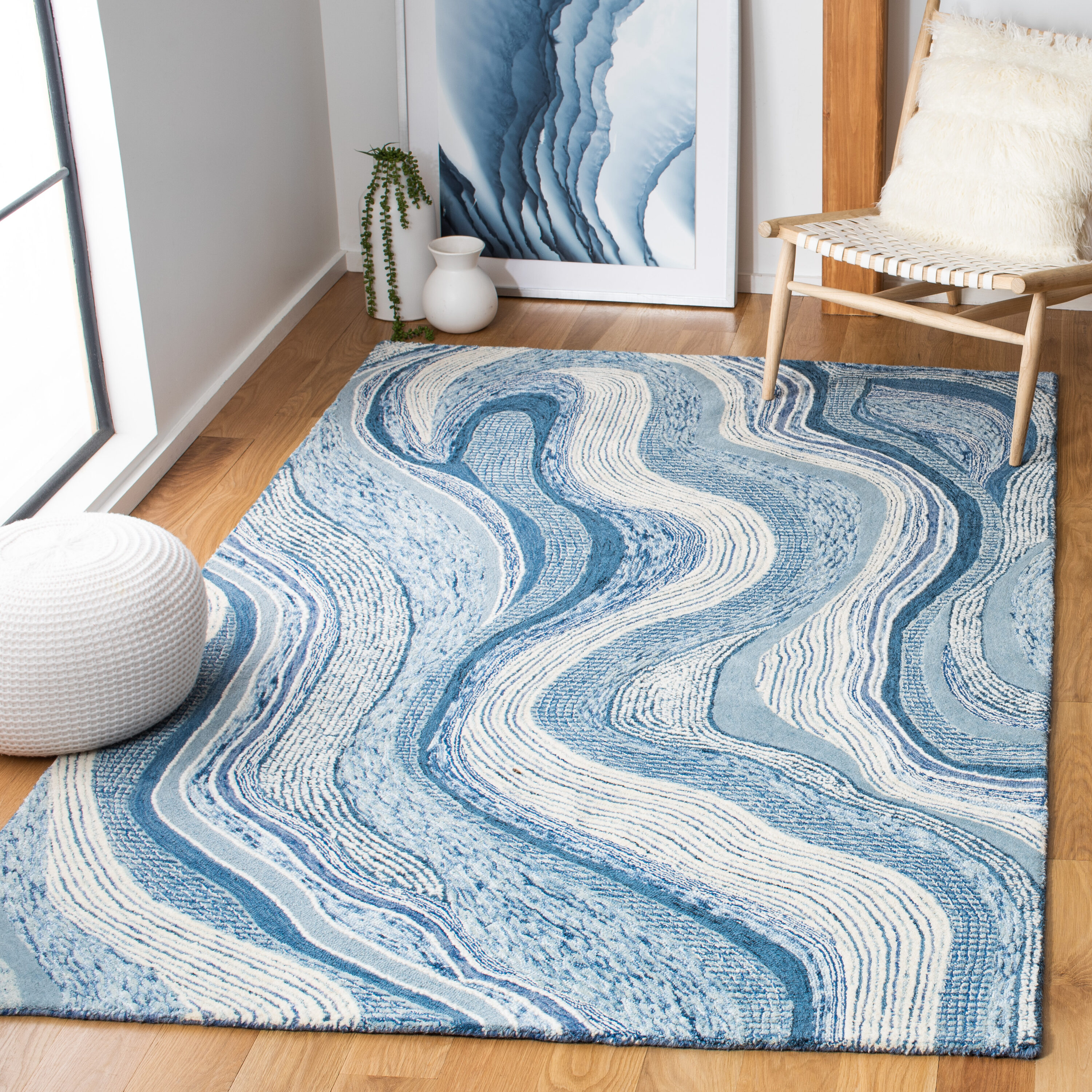  Soho 879 Blue/Ivory Contemporary 4ft x 6ft Small Rectangle Rug