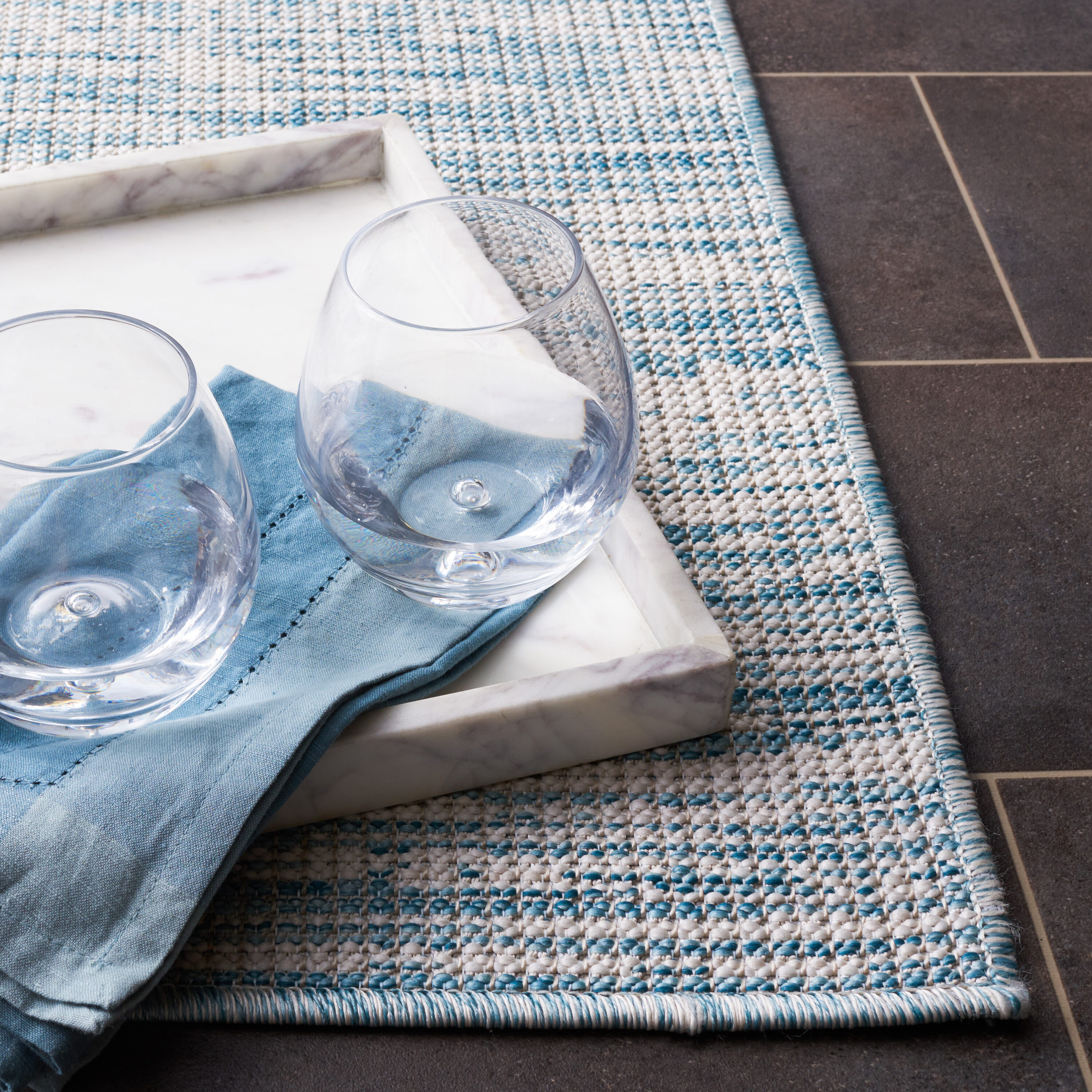 Safavieh HTN238J-7SQ rugs - View #4