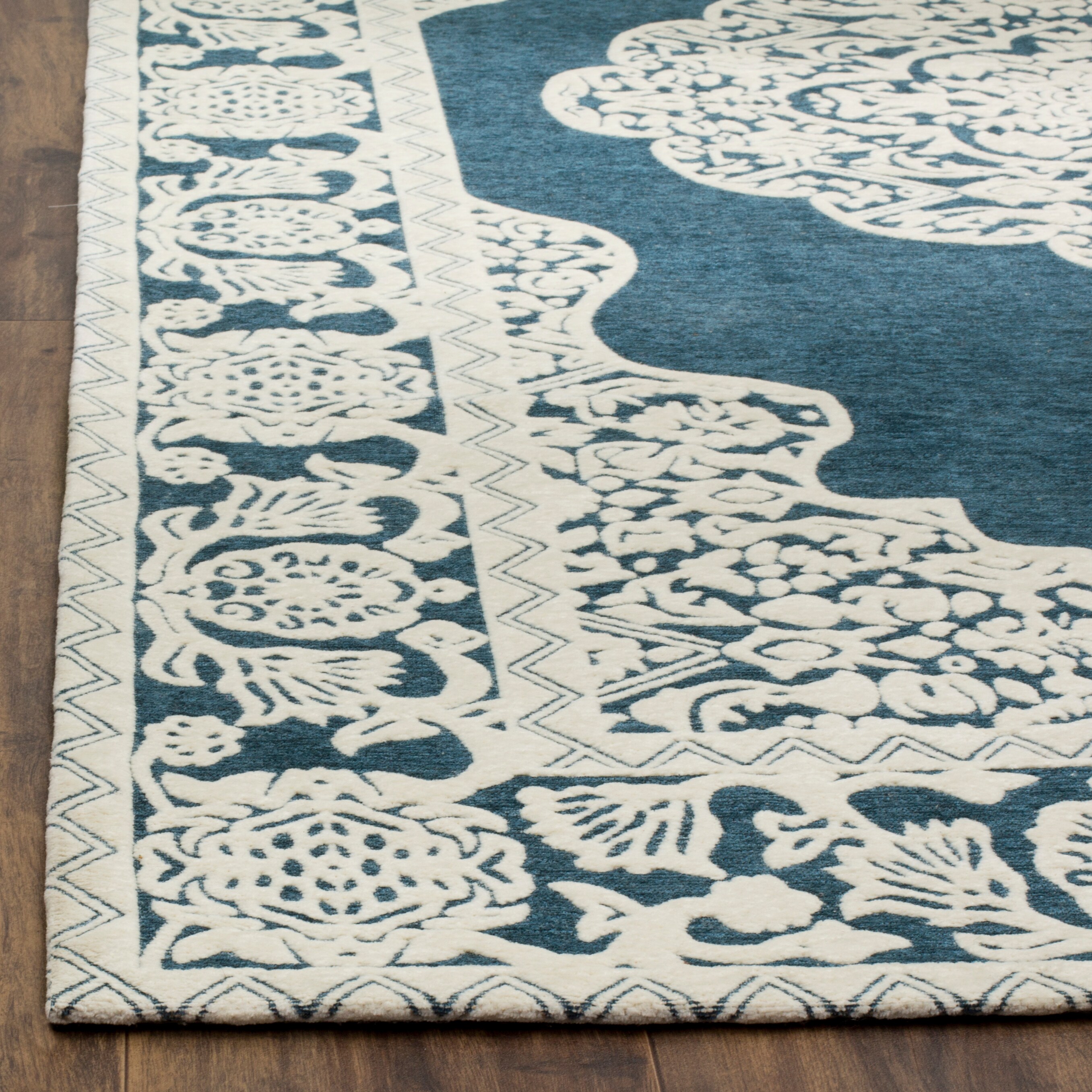Safavieh MRB615D-4 rugs - View #3