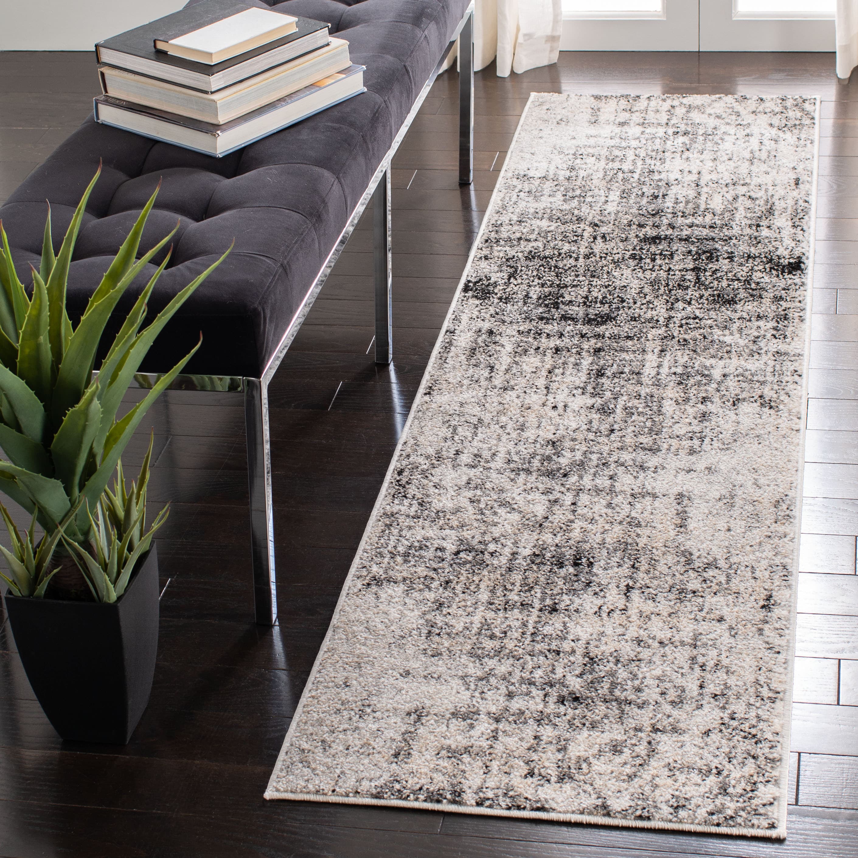 Safavieh ADR207D-28 Adirondack Sansa 2 x 8 (ft) Loomed Polypropylene Silver/Black Rectangular Indoor Distressed/Overdyed Bohemian/Eclectic Runner rug