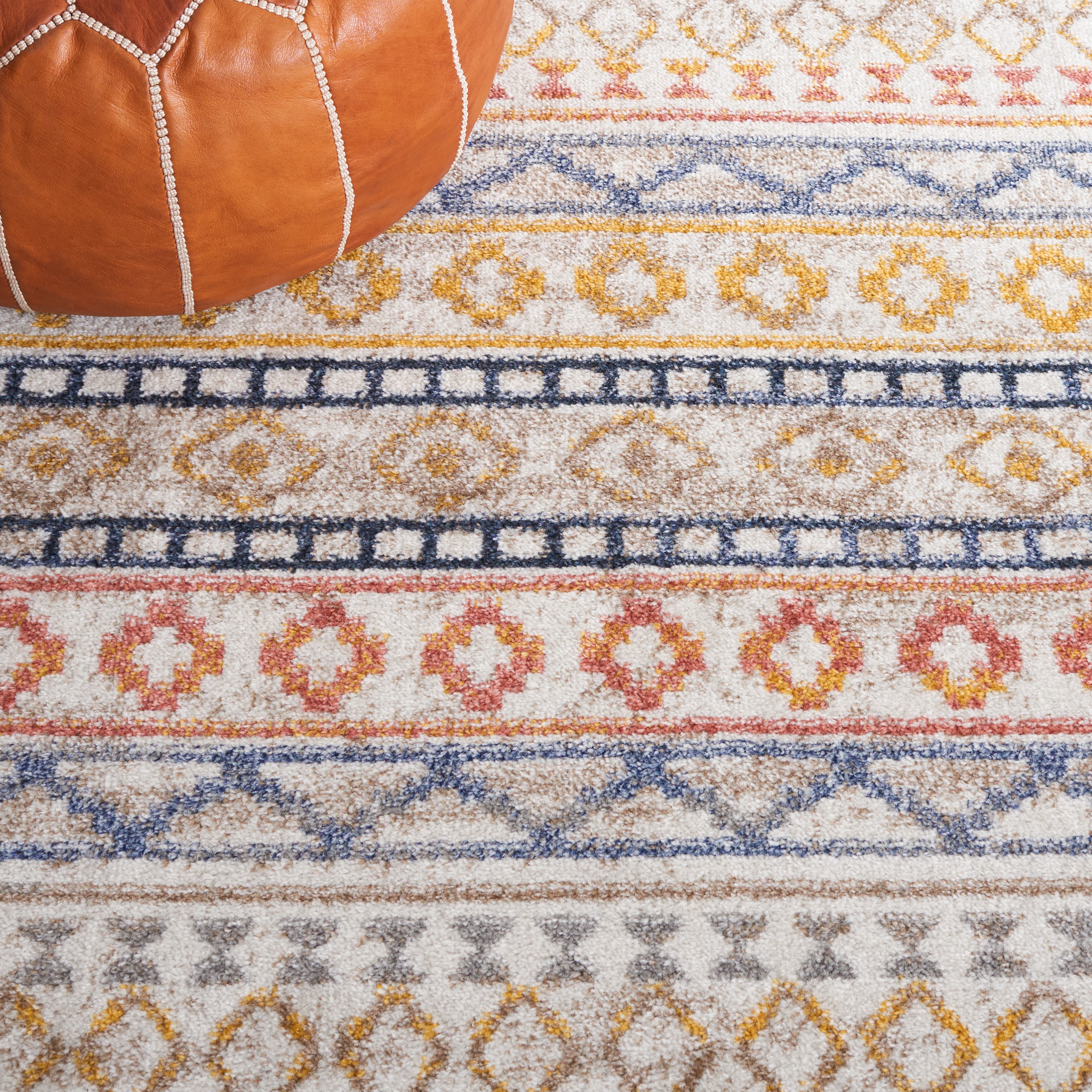 Ivory and Blue Rust Hand-Knotted Synthetic 5' x 8' Area Rug