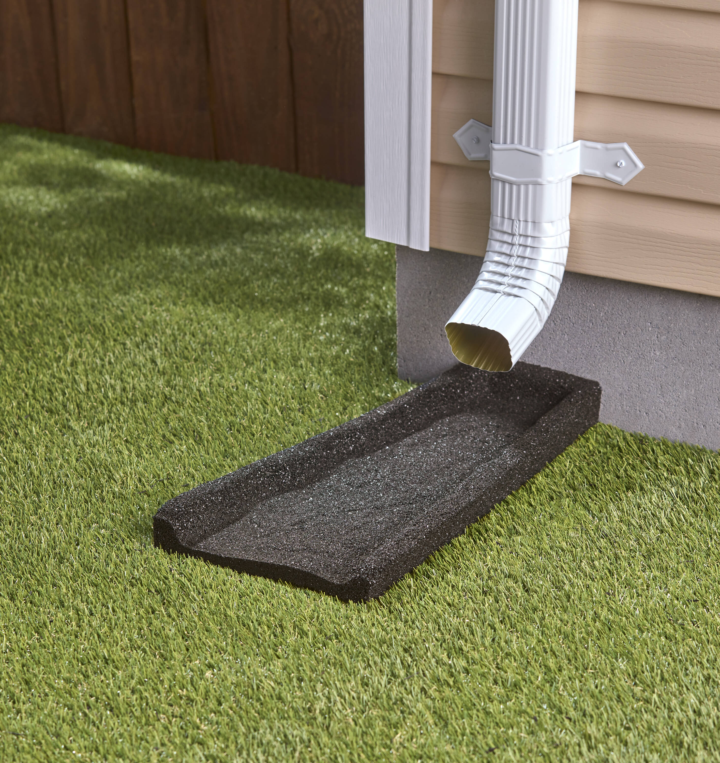 GroundSmart Rubber 10-in x 1.8-ft Gutter guard