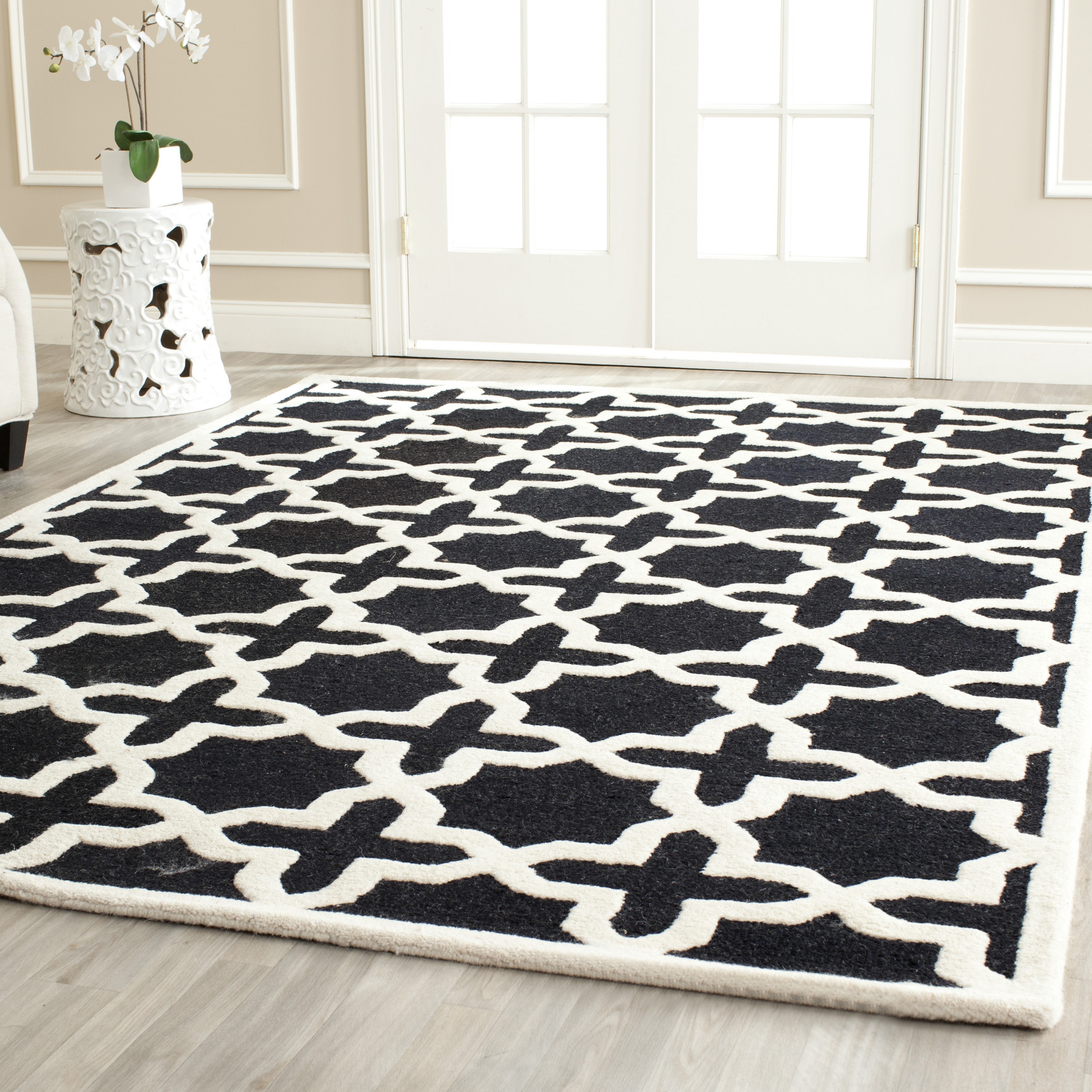 Safavieh CAM125E-24 Cambridge Marakesh 3 x 4 (ft) Tufted Wool Black/Ivory Rectangular Indoor Abstract Throw rug