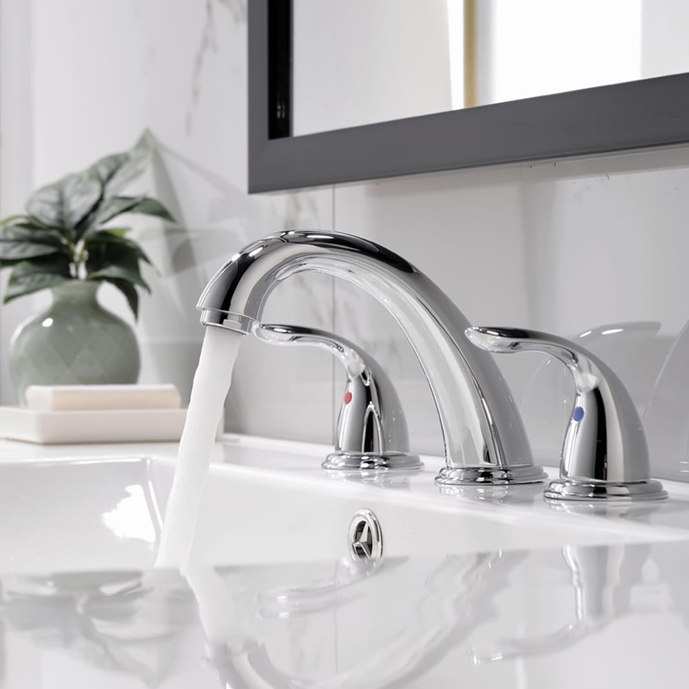 Phiestina LWWS008-5-C Chrome Widespread 2-handle Low-arc Commercial/Residential Handle Bathroom Sink Faucet with Drain