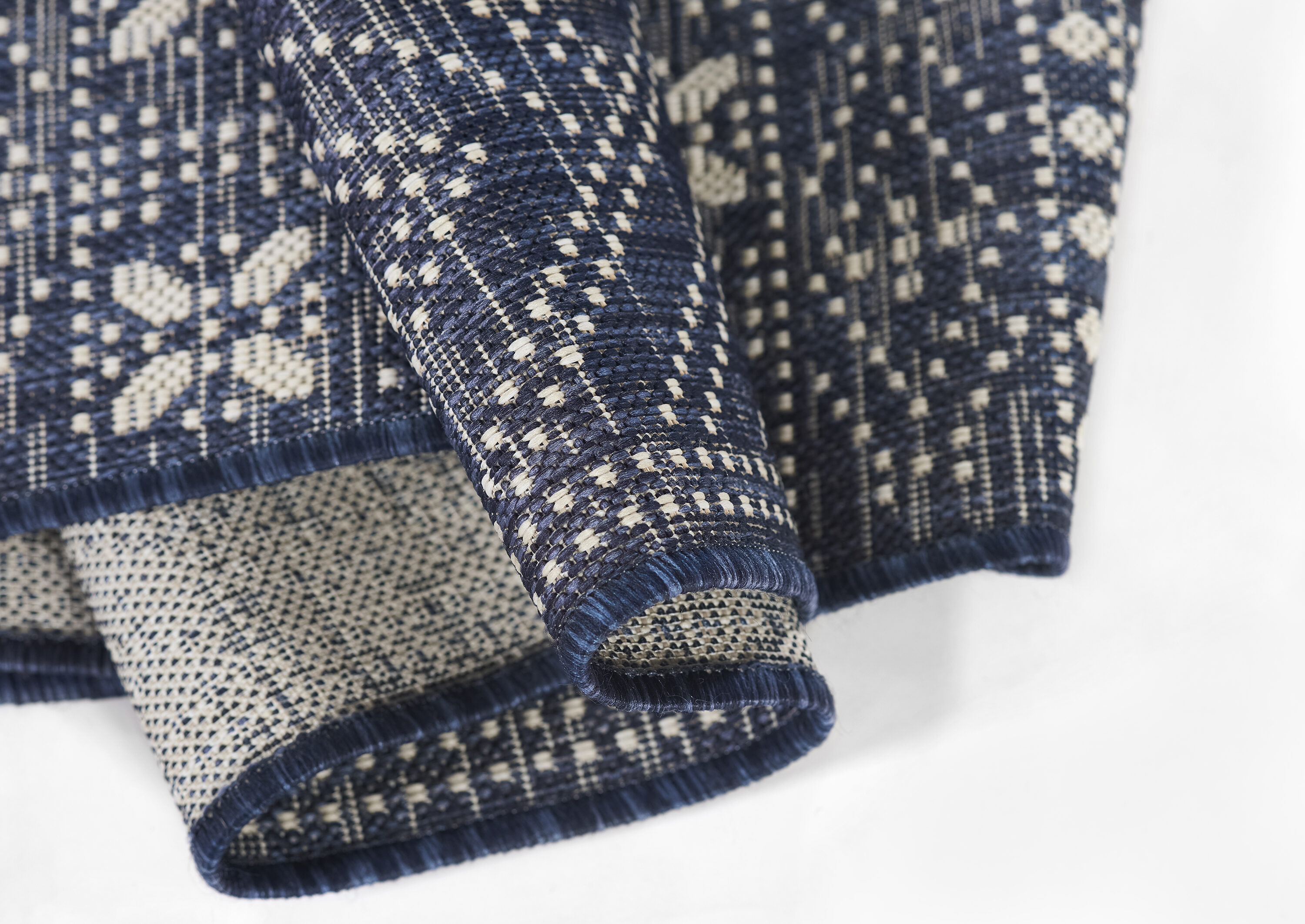 Momeni RIVRARV-03NVY2776 rugs - View #5