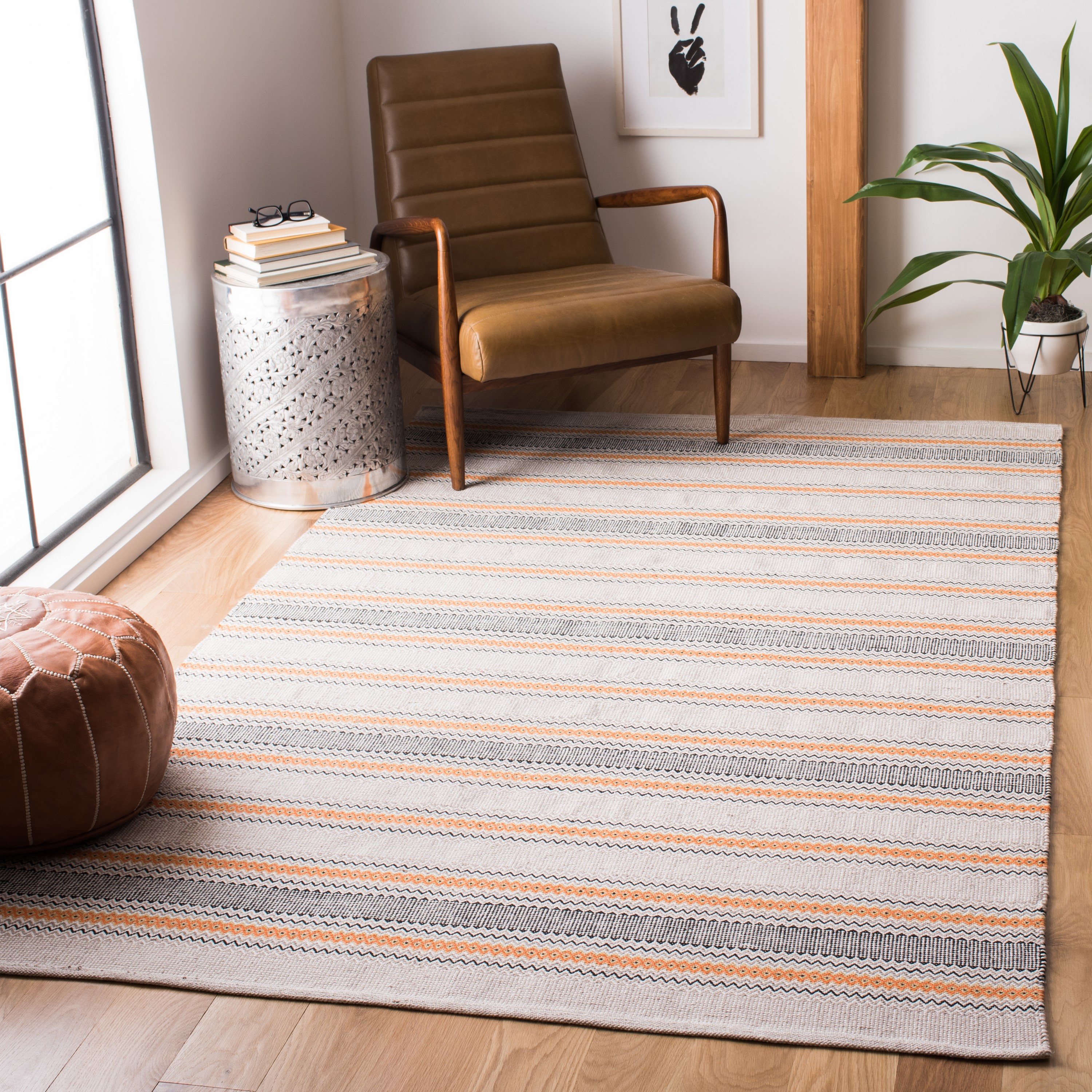 Safavieh MTK536P-4 Montauk Jocelin 4 x 6 (ft) Cotton Orange/Beige Rectangular Indoor Stripe Area rug
