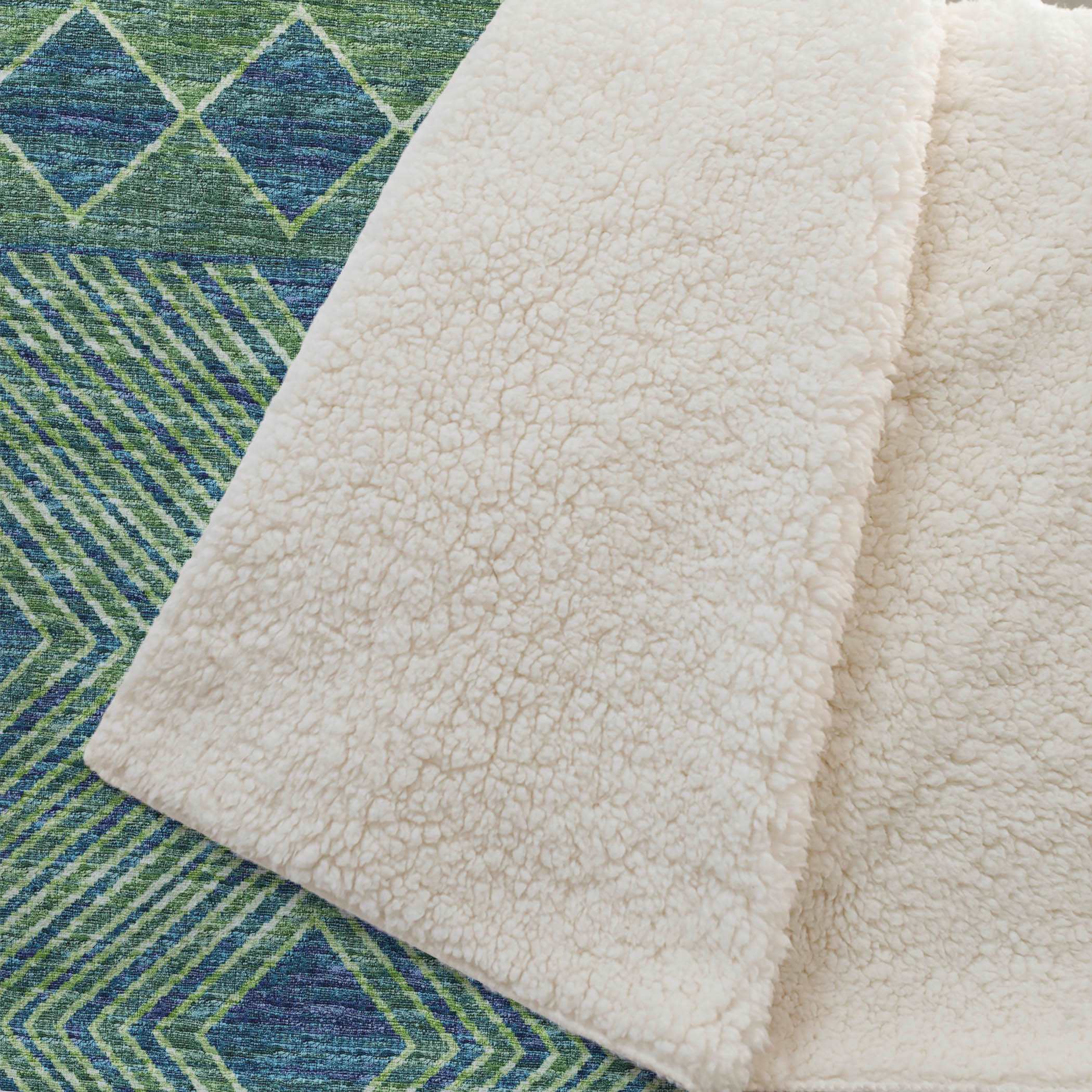 Addison Rugs ASB107GN50X70 Blankets-And-Throws - View #4