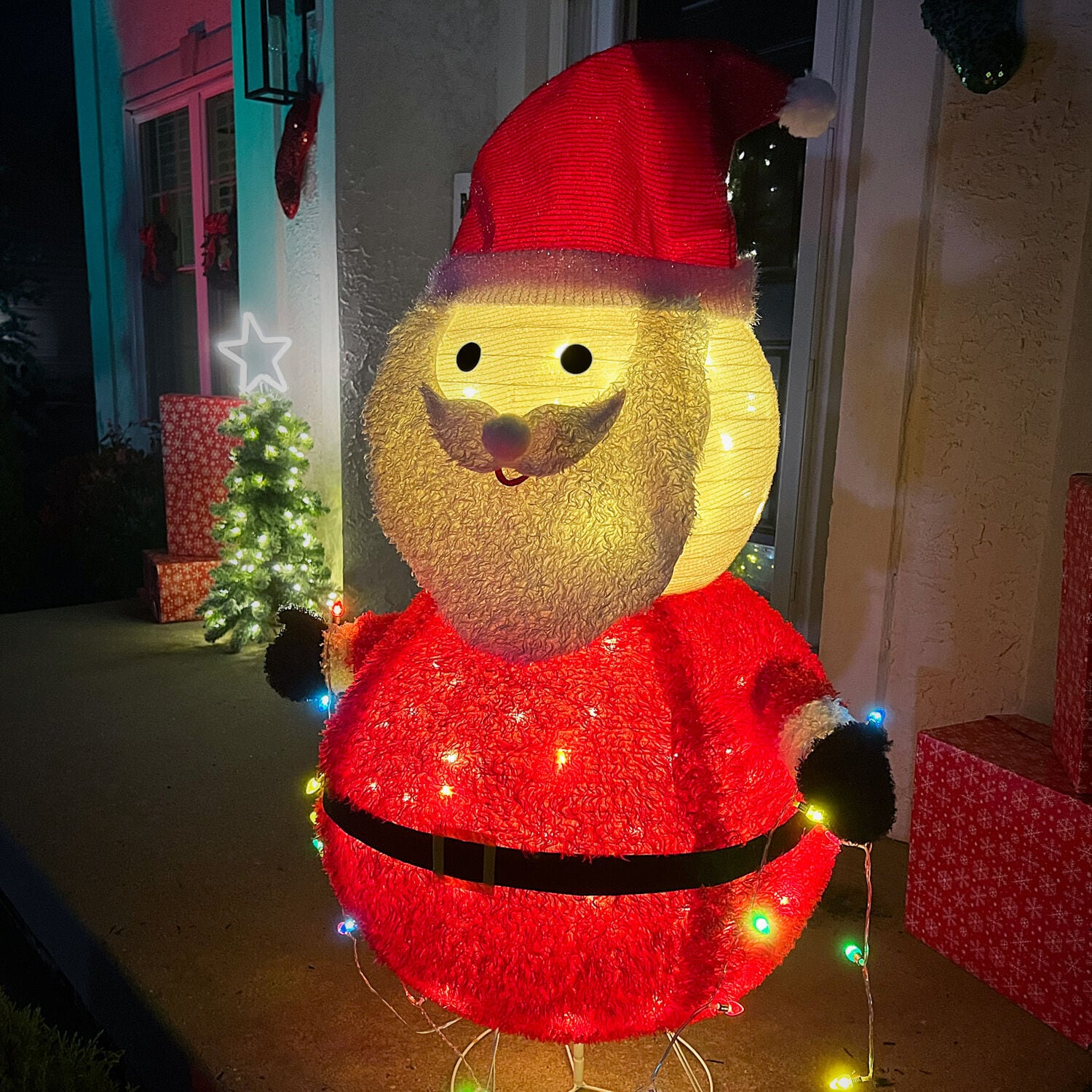Fraser Hill Farm FFCH048-SC1-RED Outdoor-Christmas-Decor - View #15