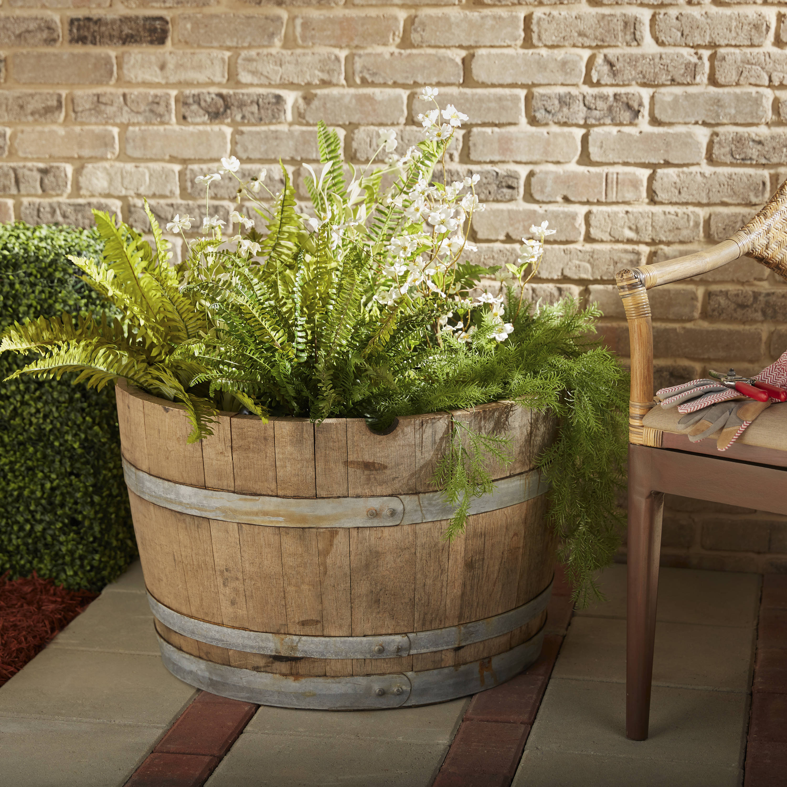 Solid Half oak wine Whisky barrel planters Garden Patio Lawn Tub Flower Pot Pond 