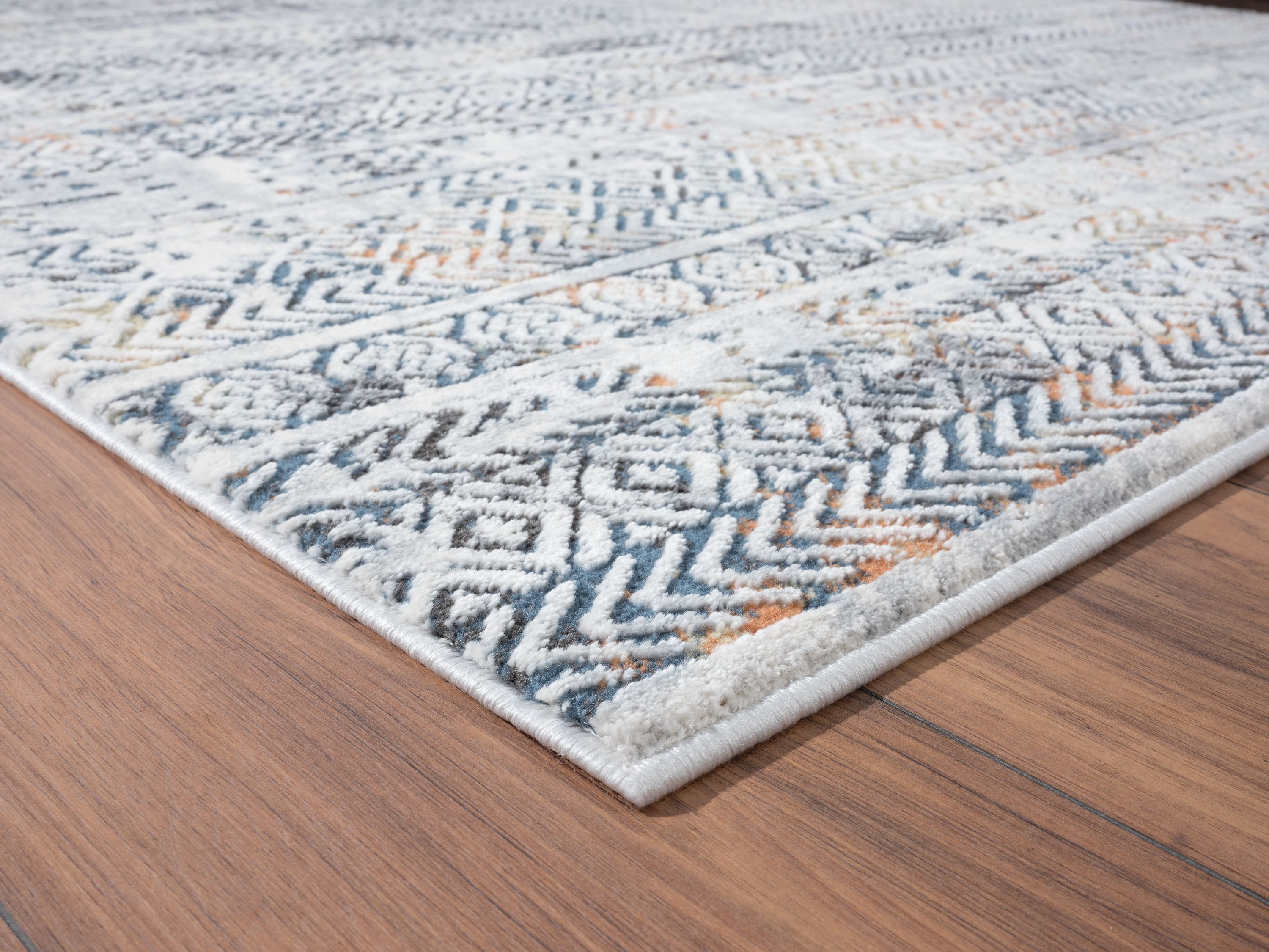 United Weavers Of America 2620 31075 88R rugs - View #2