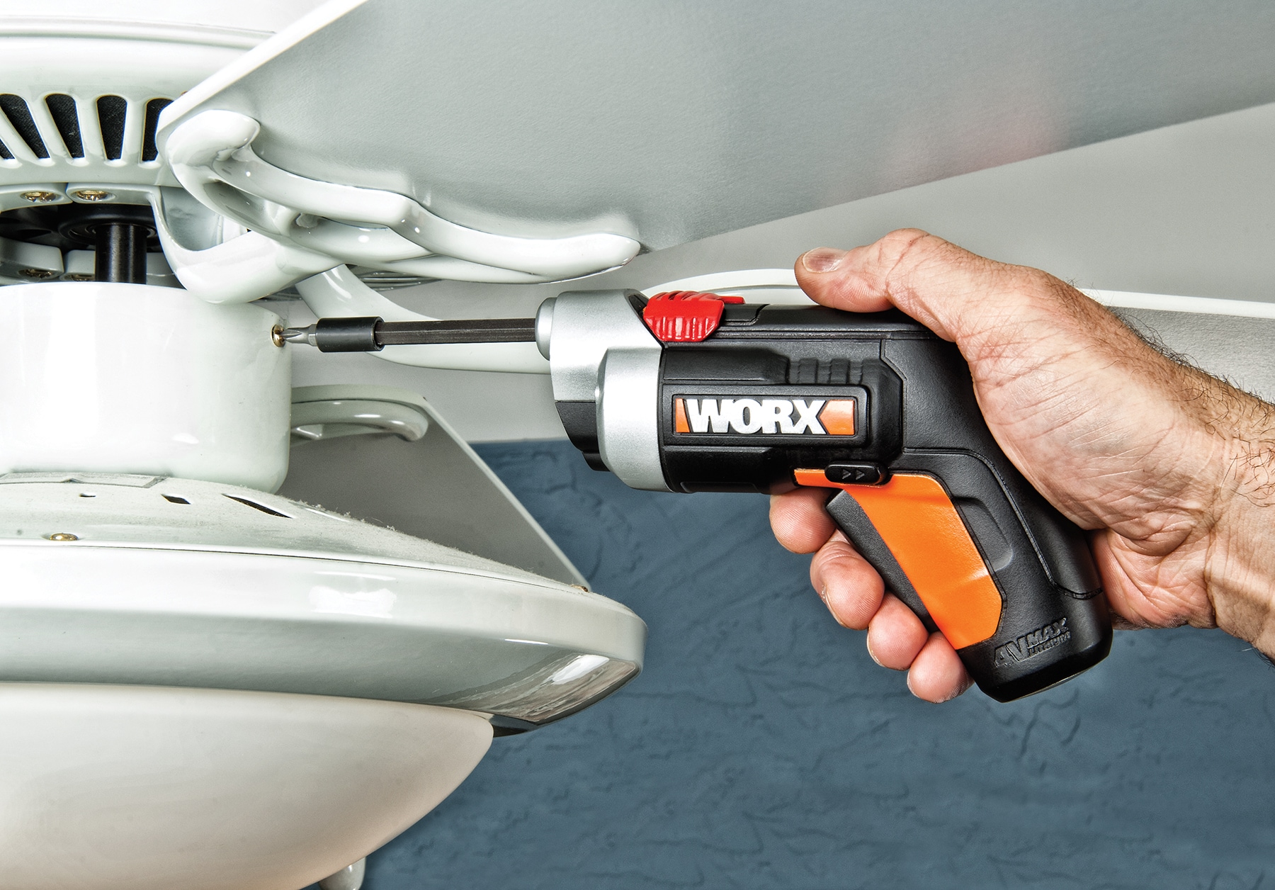 WORX SD Driver 4 volt 1 4 in Cordless Drill Charger Included at