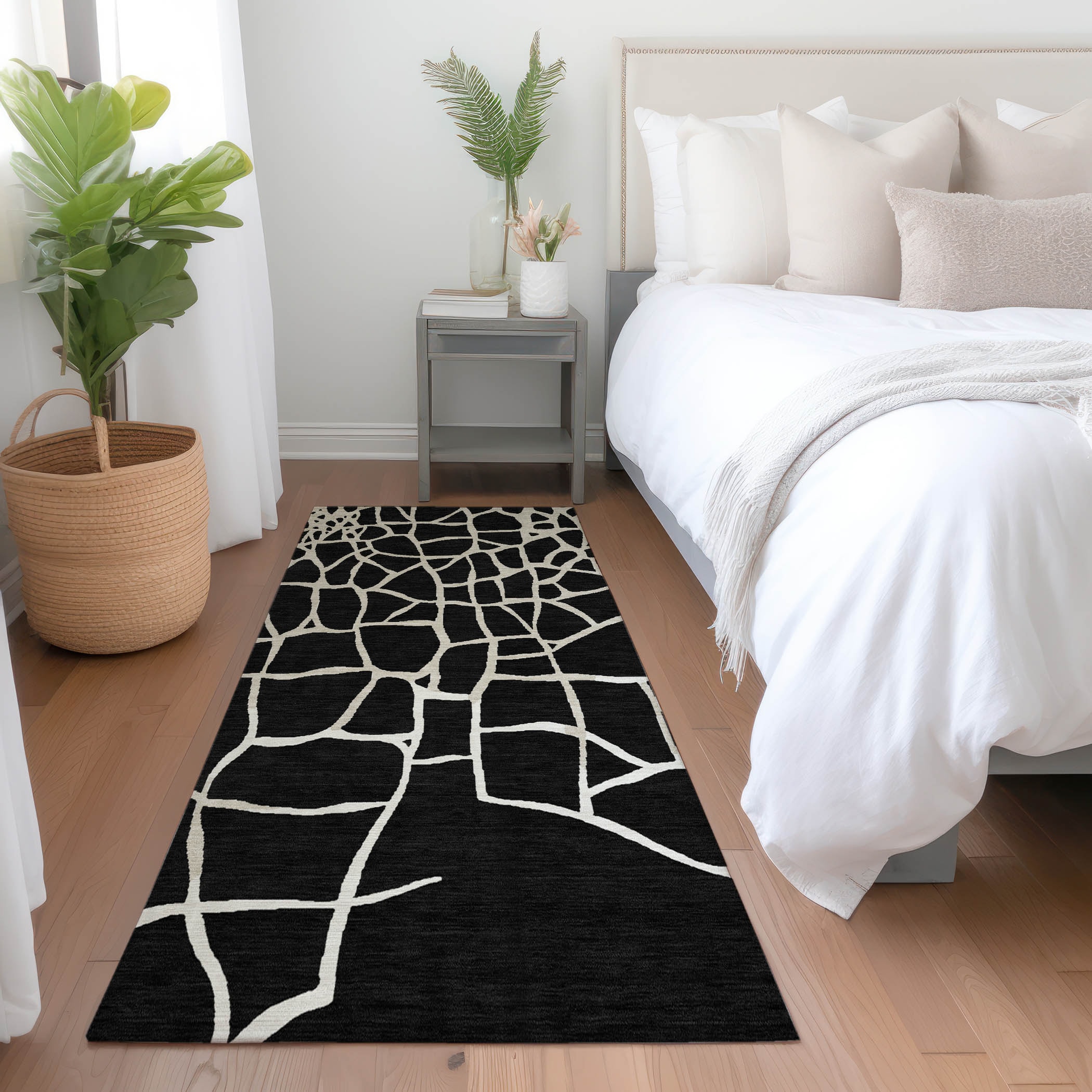 Addison Rugs ACN1049BK2X8 Chantille ACN1049BK 2 x 7 (ft) Polyester Black Rectangular Indoor/Outdoor Geometric Machine washable Runner rug