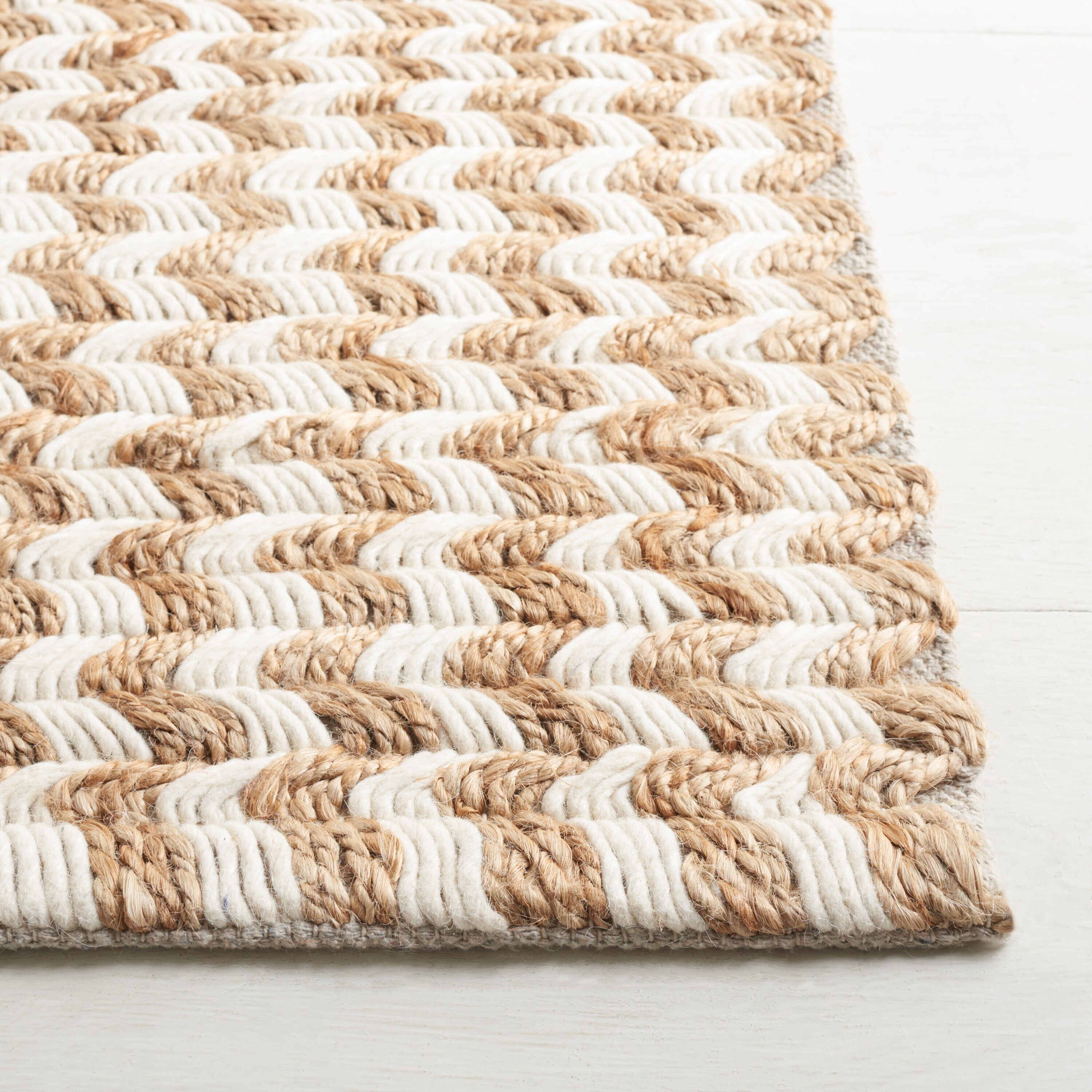 Safavieh NF513A-28 rugs - View #3