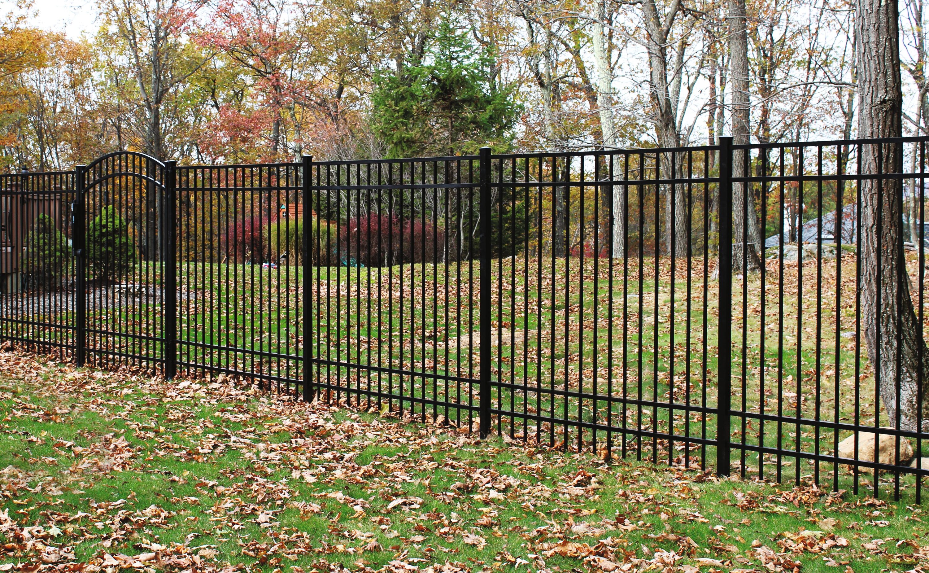 Shop Freedom Freedom 6x6 New Haven Aluminum Fence at Lowes.com
