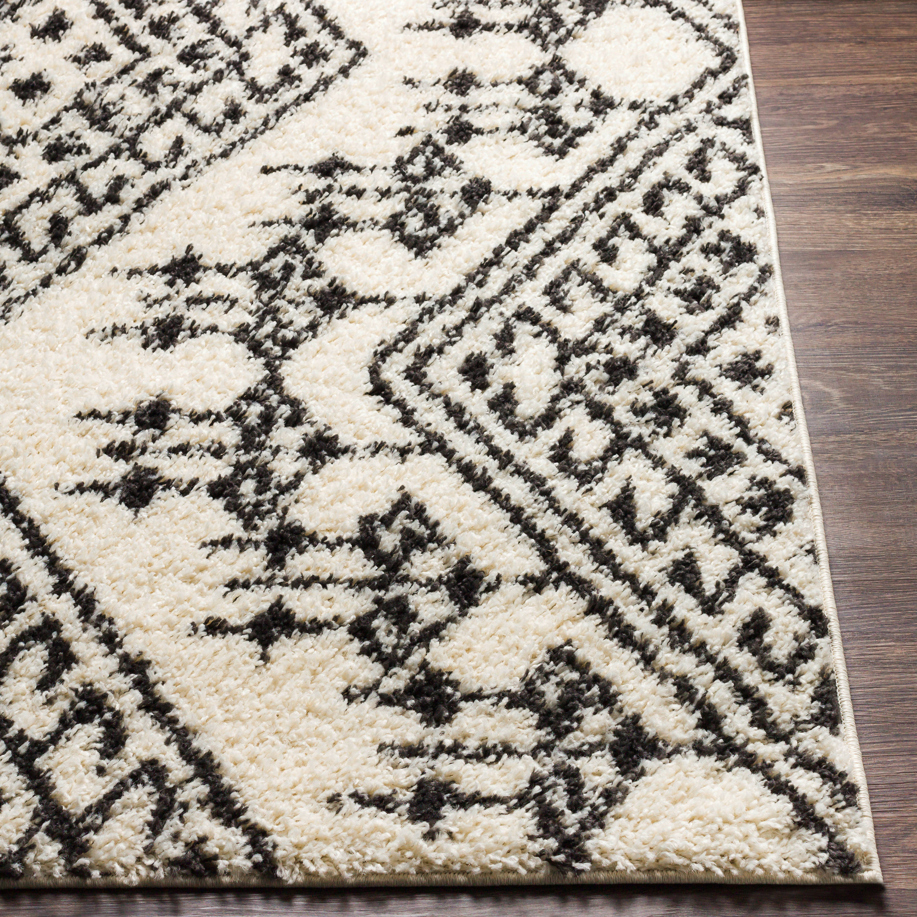 Surya BSH2311-71010 rugs - View #3