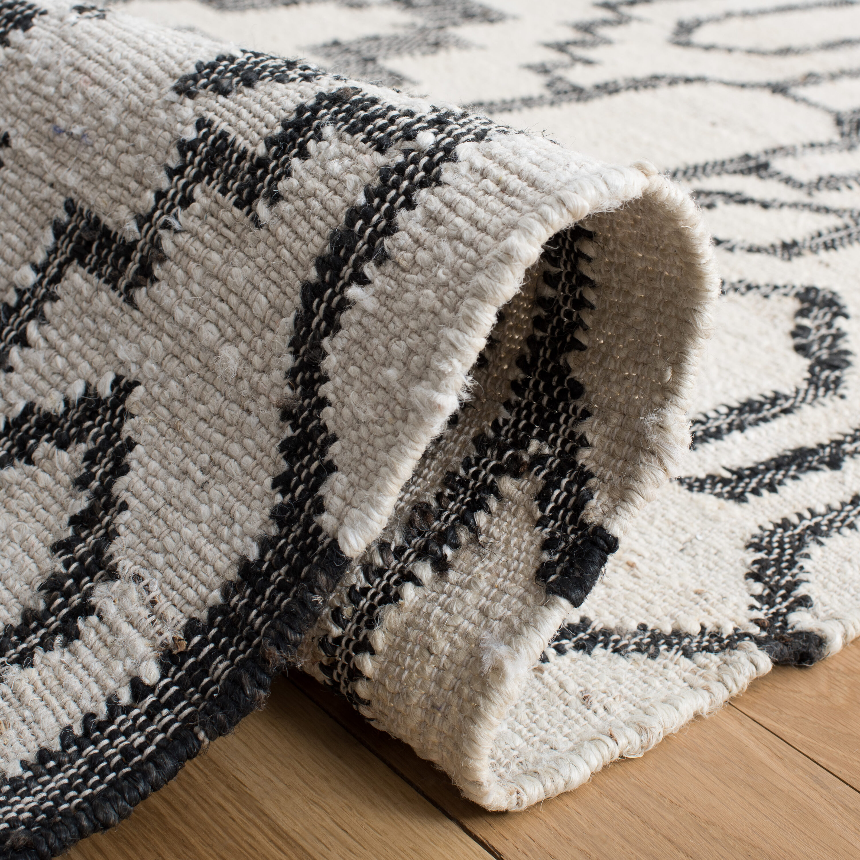 Safavieh NFB750A-5 rugs - View #7