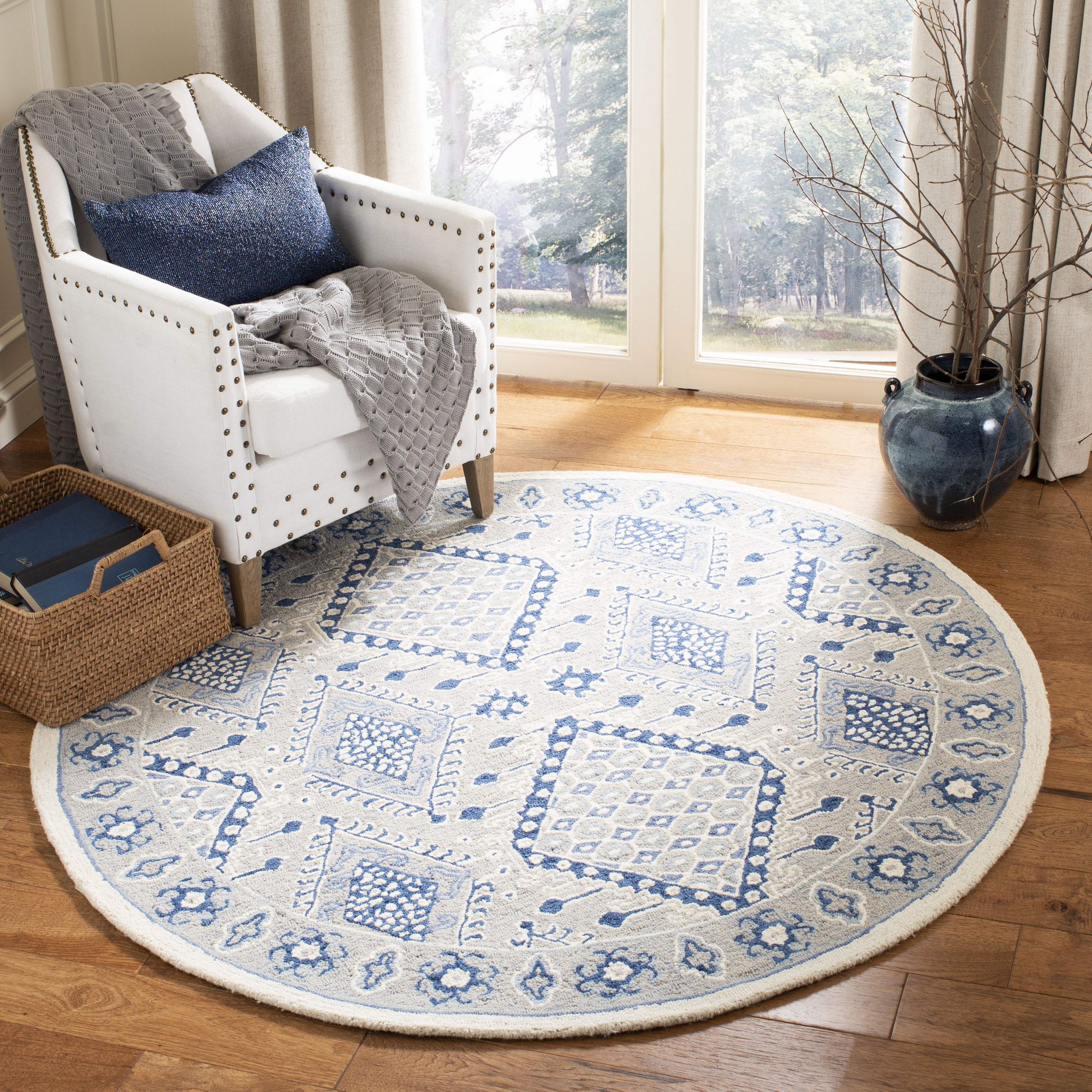 Safavieh MLP511F-4 Micro-Loop Pasha 4 x 6 (ft) Tufted Wool Light Gray/Blue Rectangular Indoor Floral/Botanical Southwestern Area rug