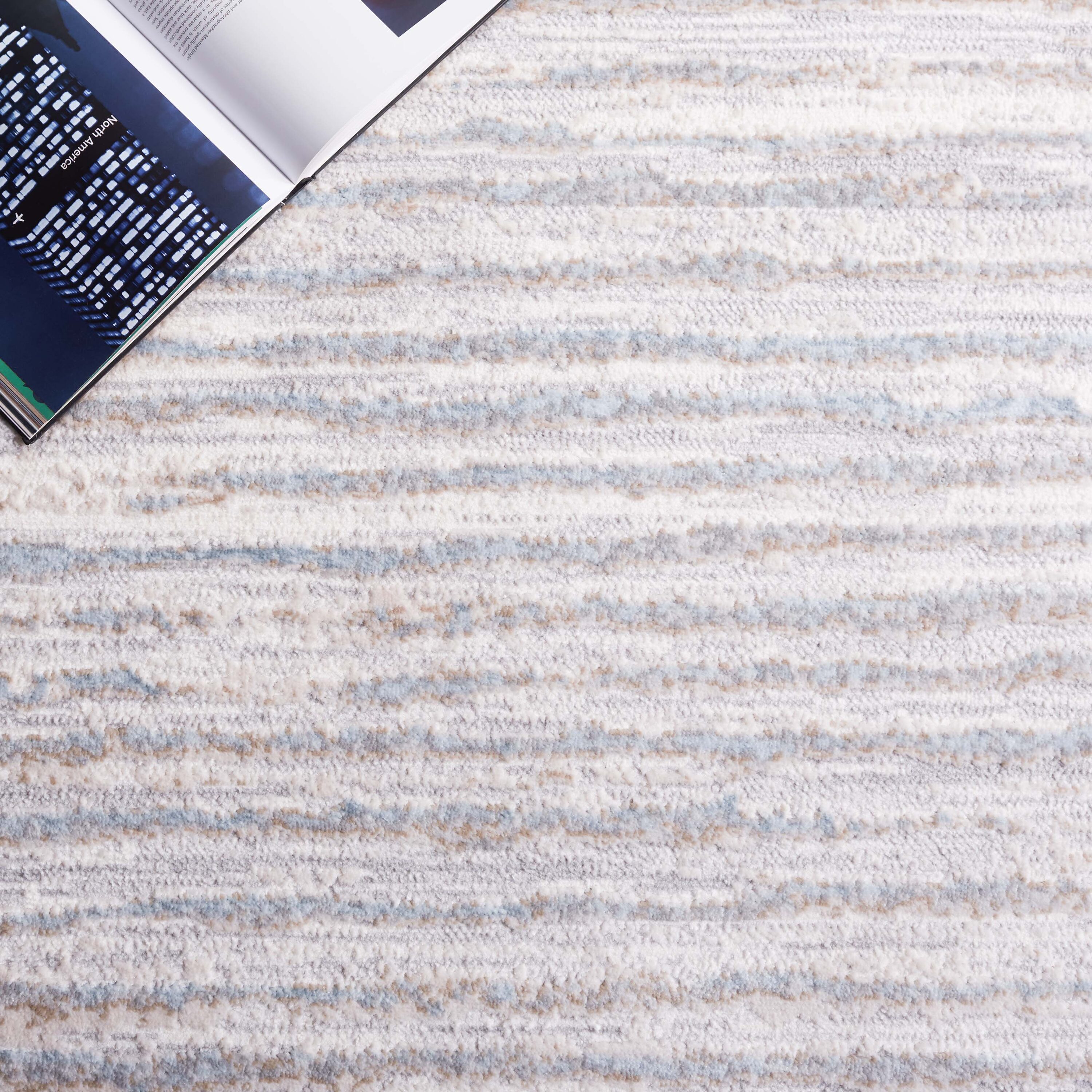 Safavieh LGN518H-8 rugs - View #7