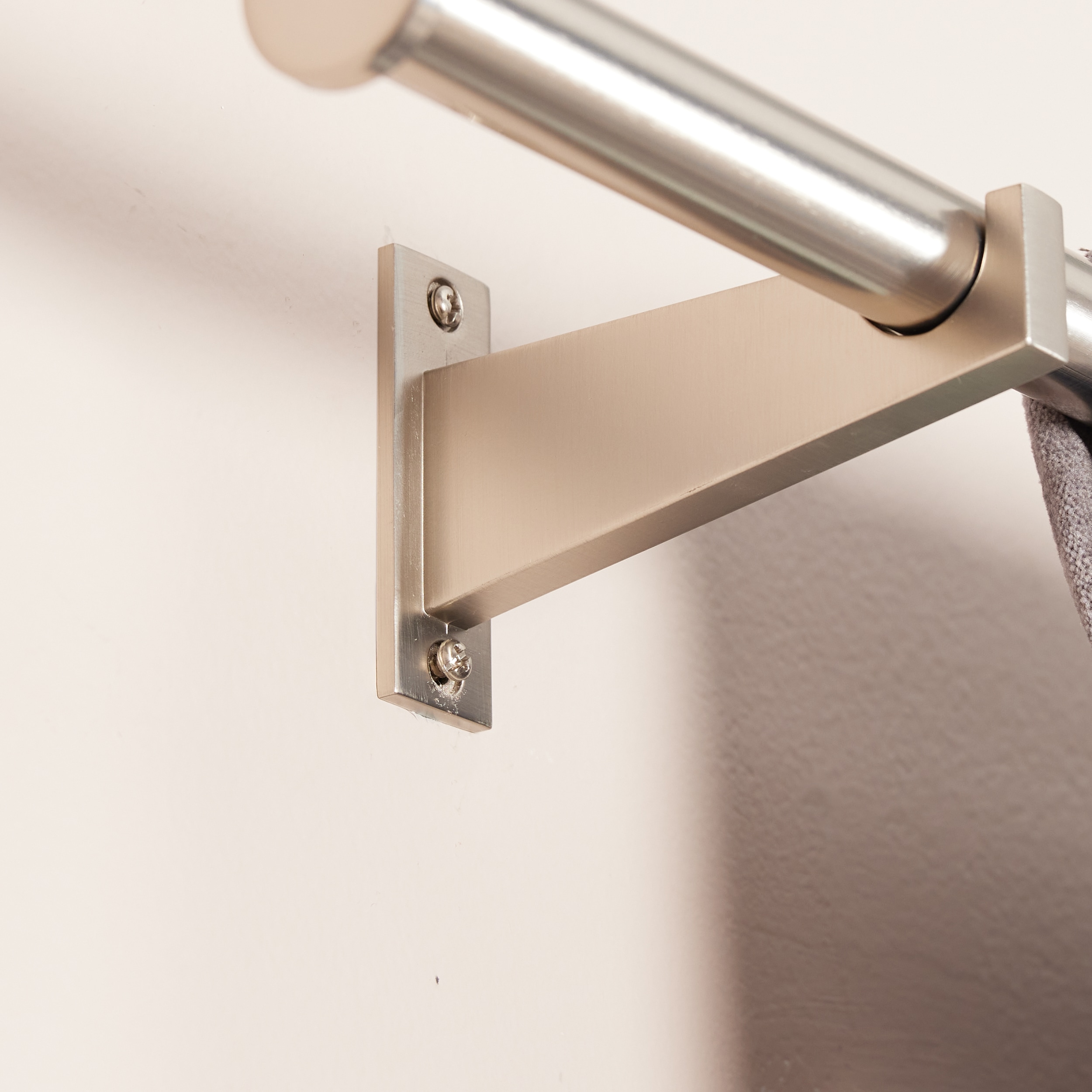 Origin 21 W3003SBN Curtain-Rods - View #3