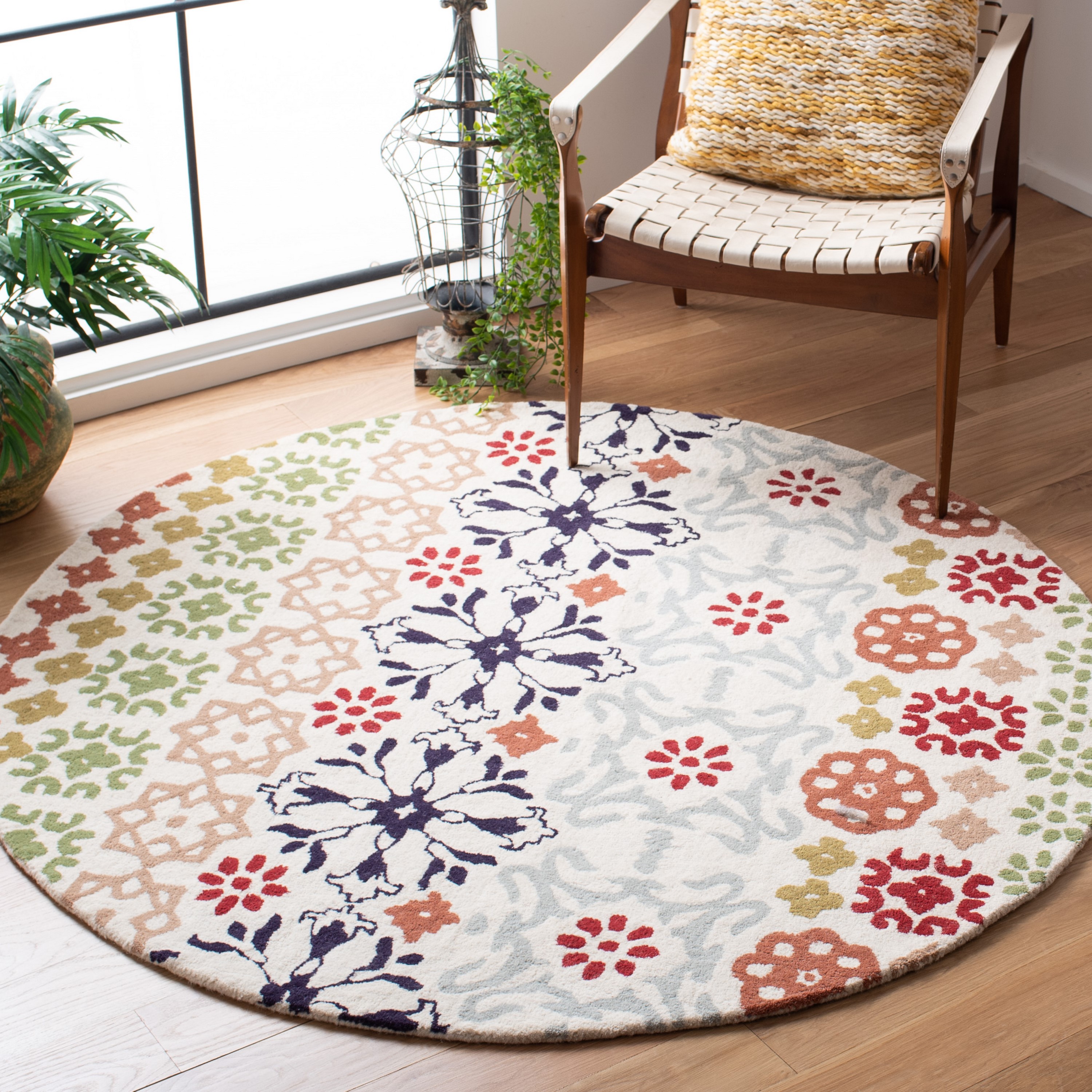 Safavieh WYD319A-9R Wyndham Witton 9 x 9 (ft) Tufted Wool Ivory/Multi Round Indoor Floral/Botanical Area rug