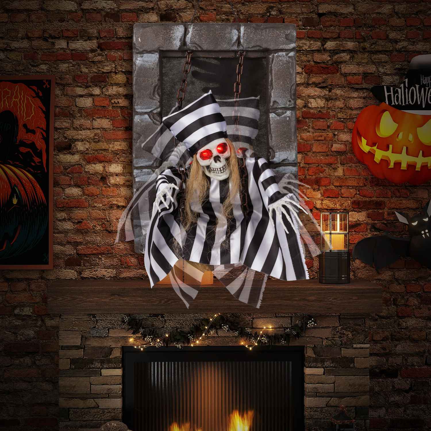 Costway HCST09278 Animated Halloween Decoration 18 inches Hanging Skull Prisoner with Light-up Eyes