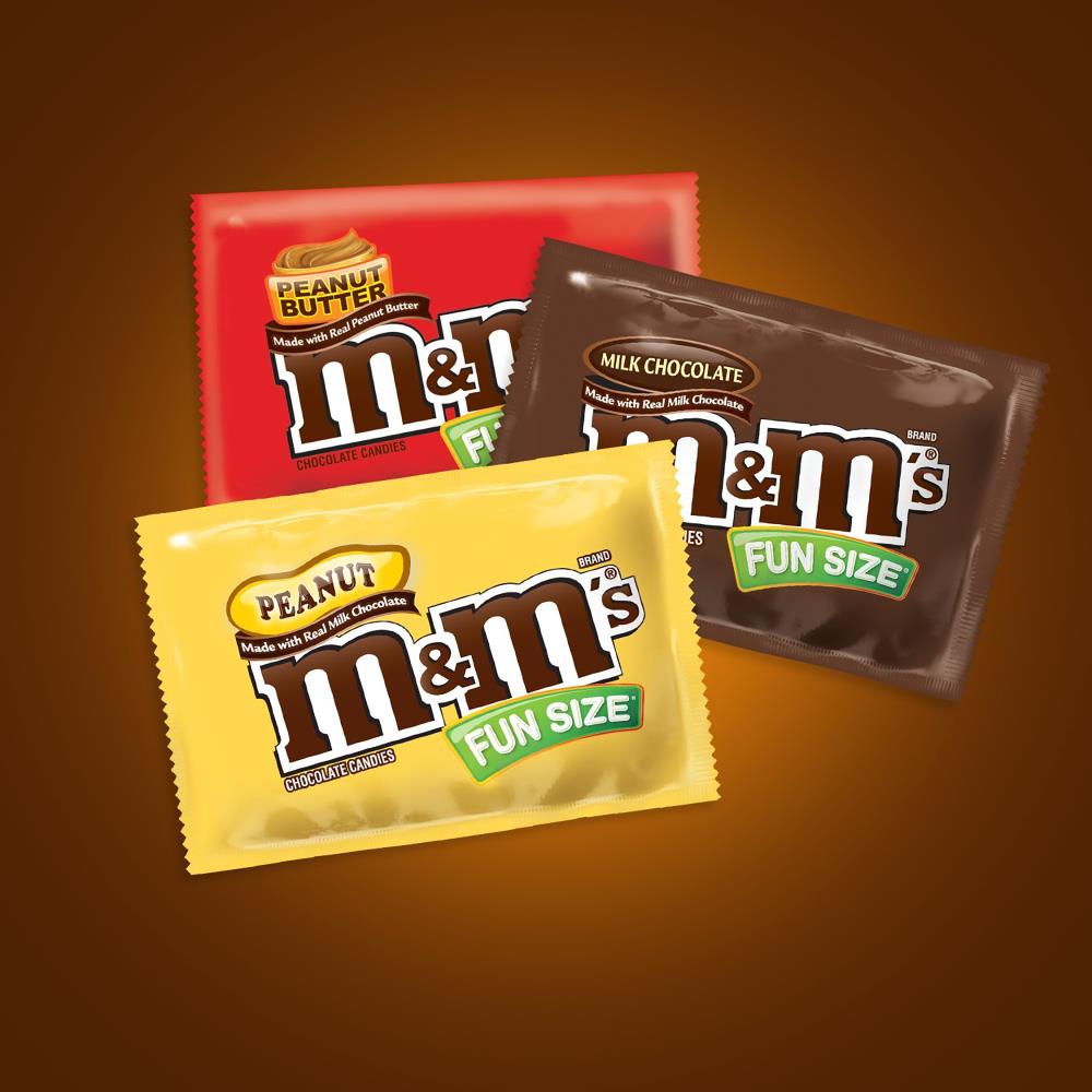 M&M's Peanut Chocolate Candies Fun Size Packets - 3 lb Bulk Bag, Men's