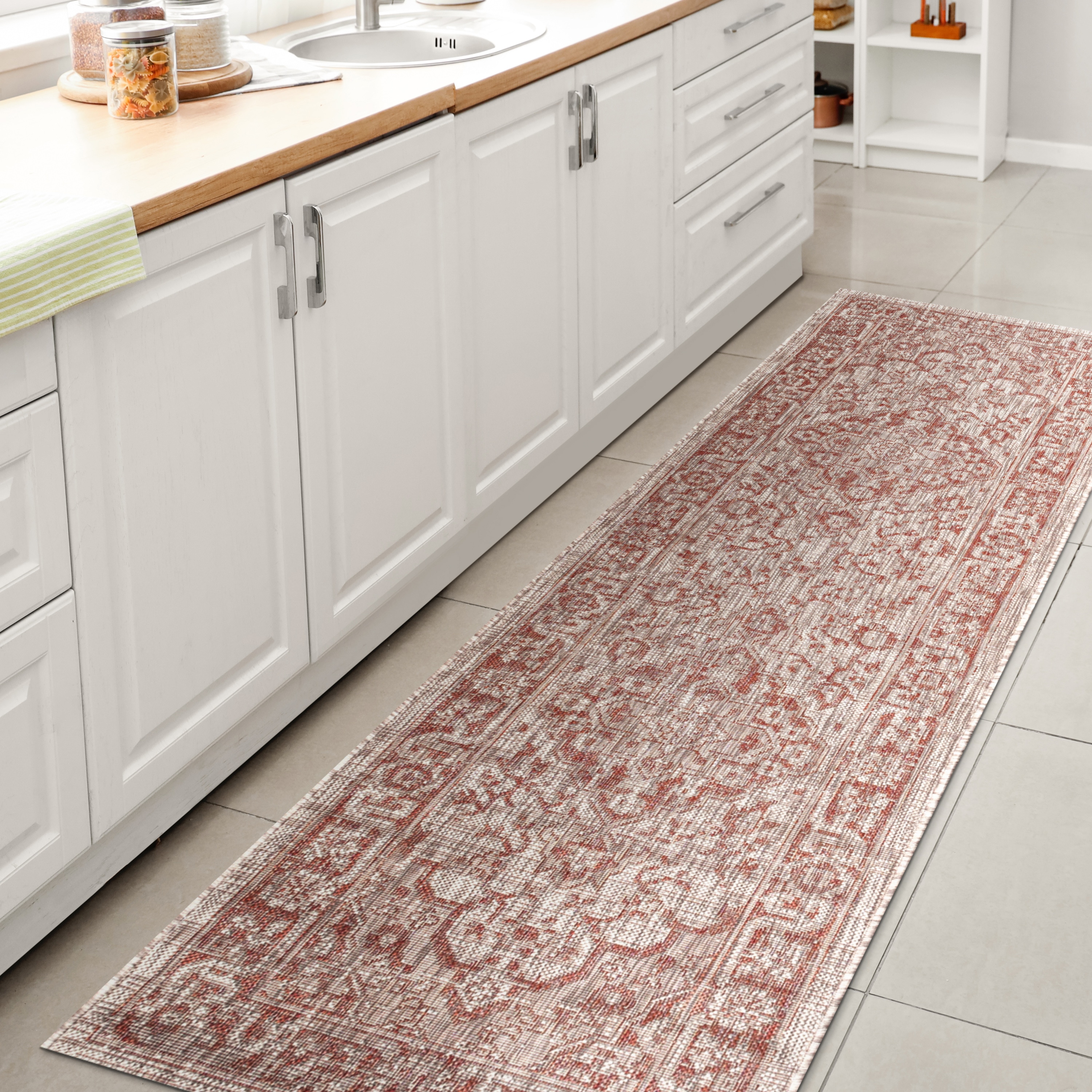 JONATHAN  Y SMB102A-28 Santa Monica Rozetta Boho Textured Weave 2 x 8 (ft) Loomed Polypropylene Red/Taupe Rectangular Indoor/Outdoor Border Coastal Runner rug