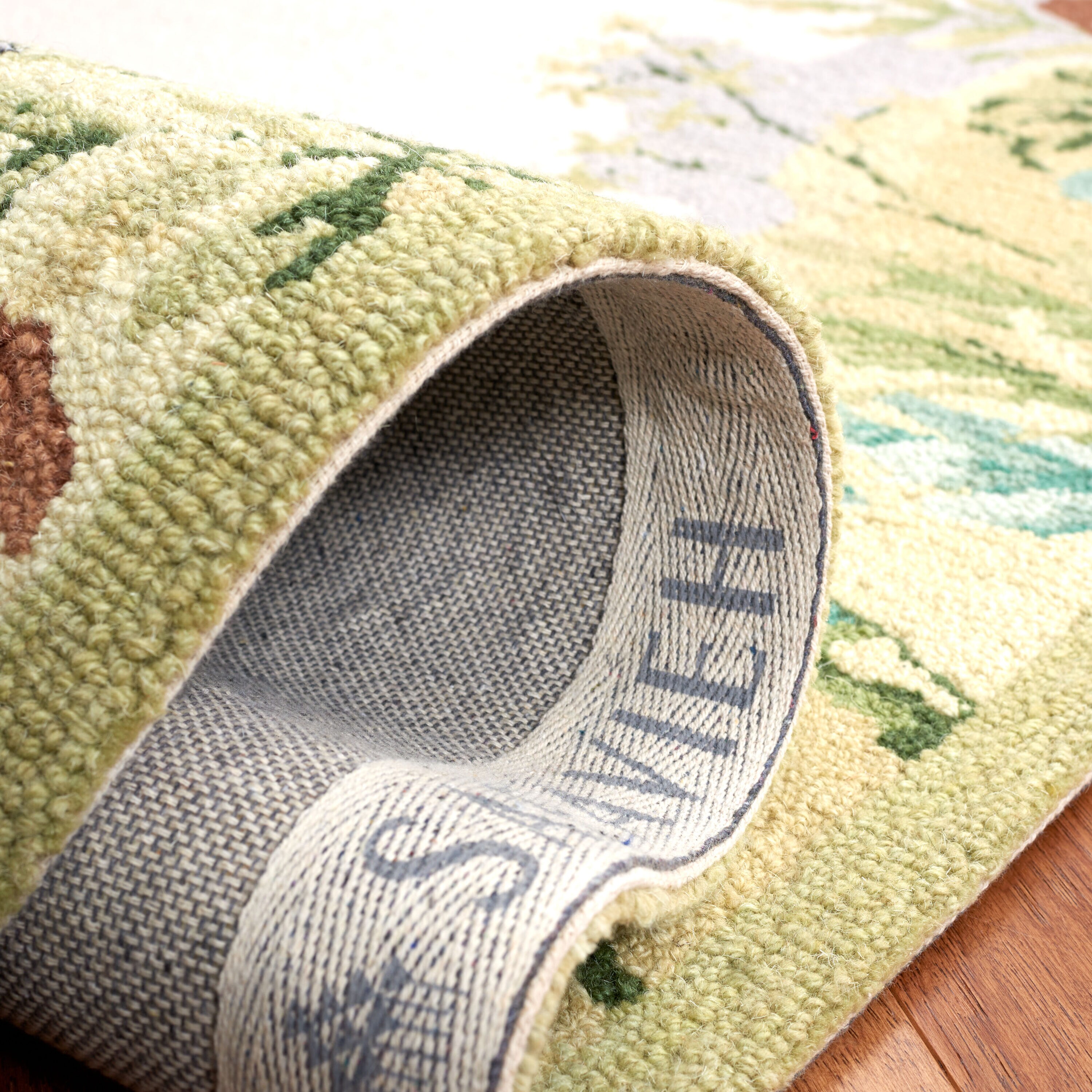 Safavieh HK295A-4 rugs - View #7
