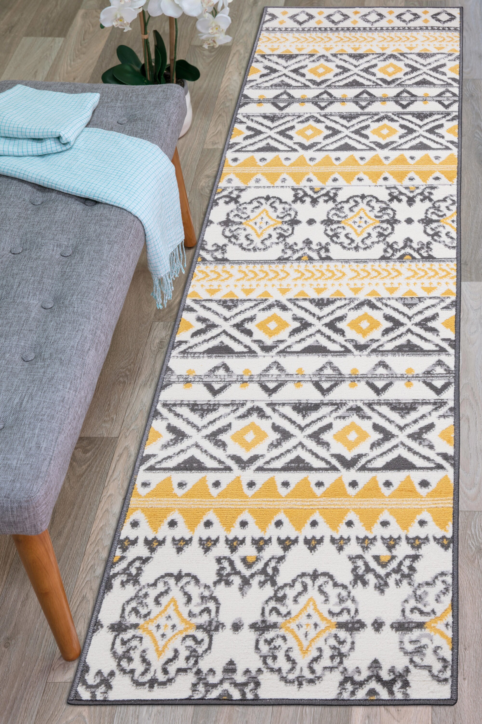 World Rug Gallery 2078YELLOW2X7 Durham 2 X 7 (ft) Yellow Indoor Geometric Mid-century Modern Runner Rug