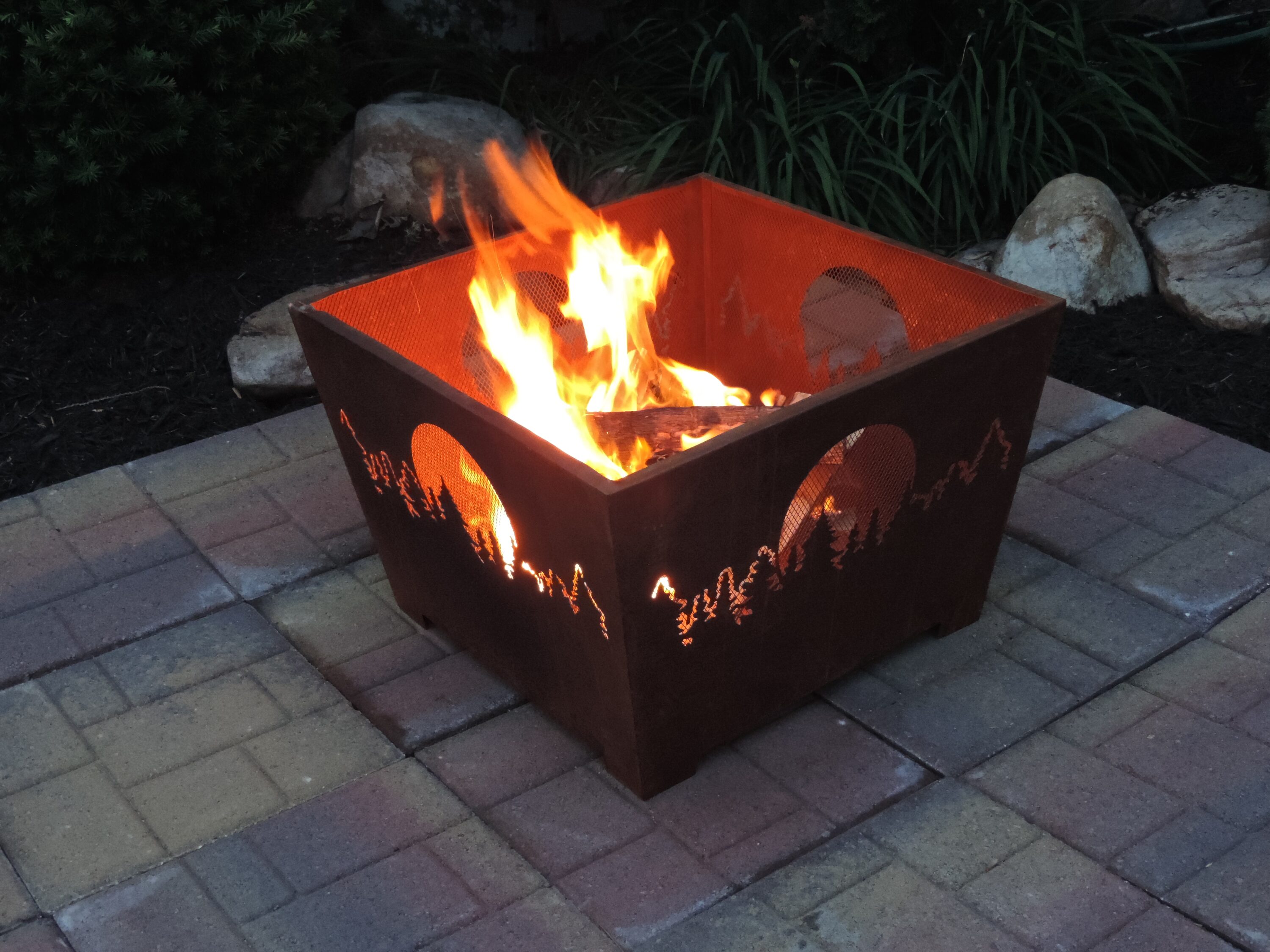 Esschert Design FF1003 Outdoor-Wood-Burning-Fireplaces - View #2