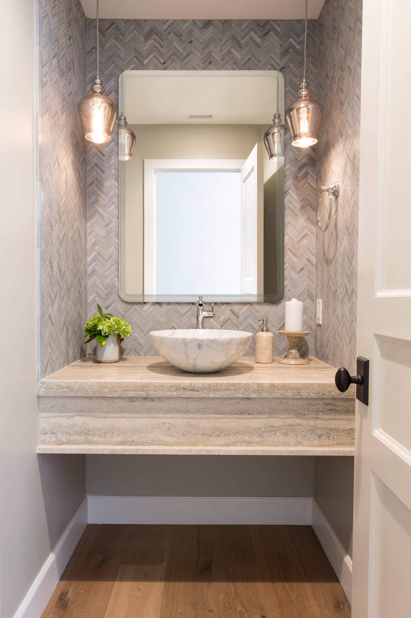 Decor Wonderland SSM1140 Framed-Bath-Mirrors - View #4