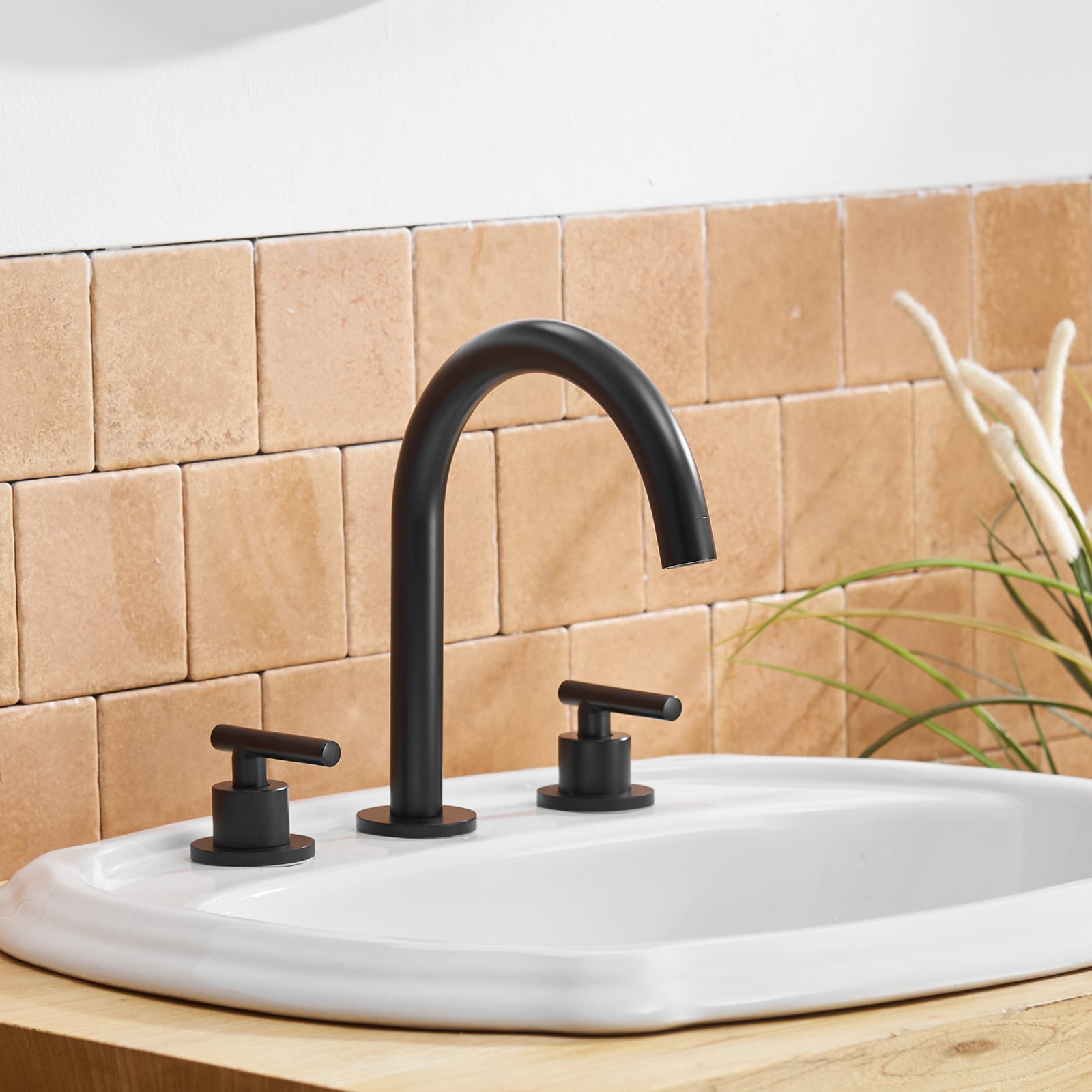 BWE Matte Black Widespread 2-Handle WaterSense Bathroom Sink Faucet ...