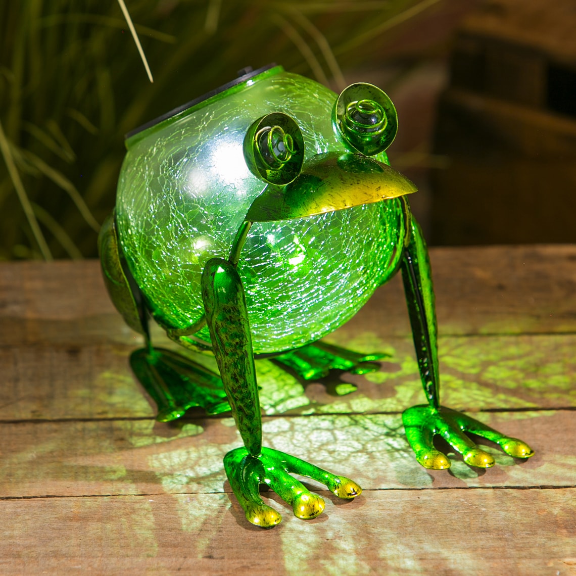 Green Crackled Glass Solar Frog Garden Statuary