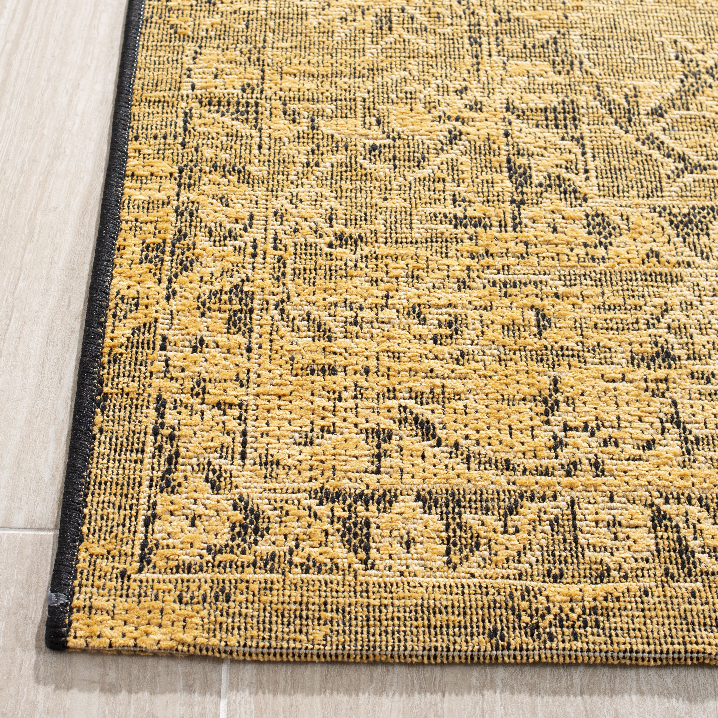 Palazzo Vintage Velvet Black & Cream 5' x 8' Chenille Rug