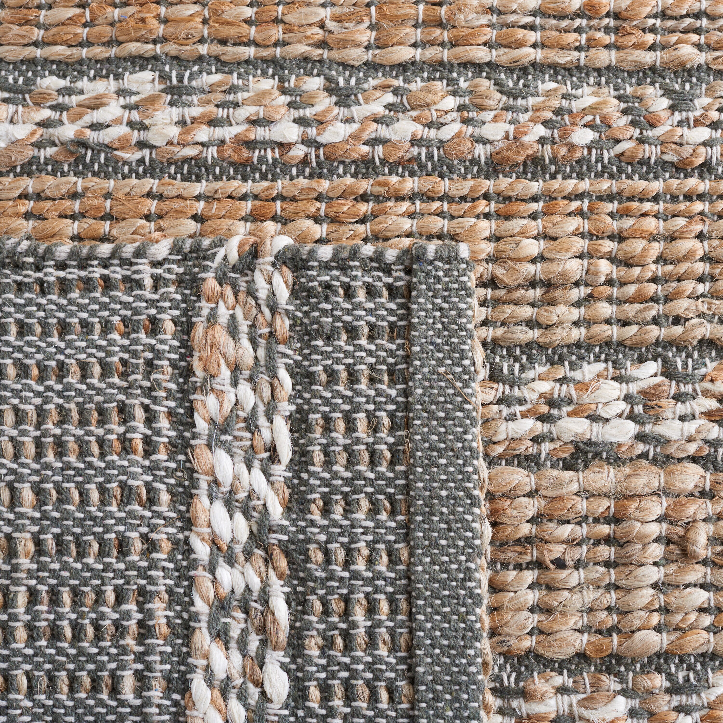 Safavieh NFB655X-4 rugs - View #3