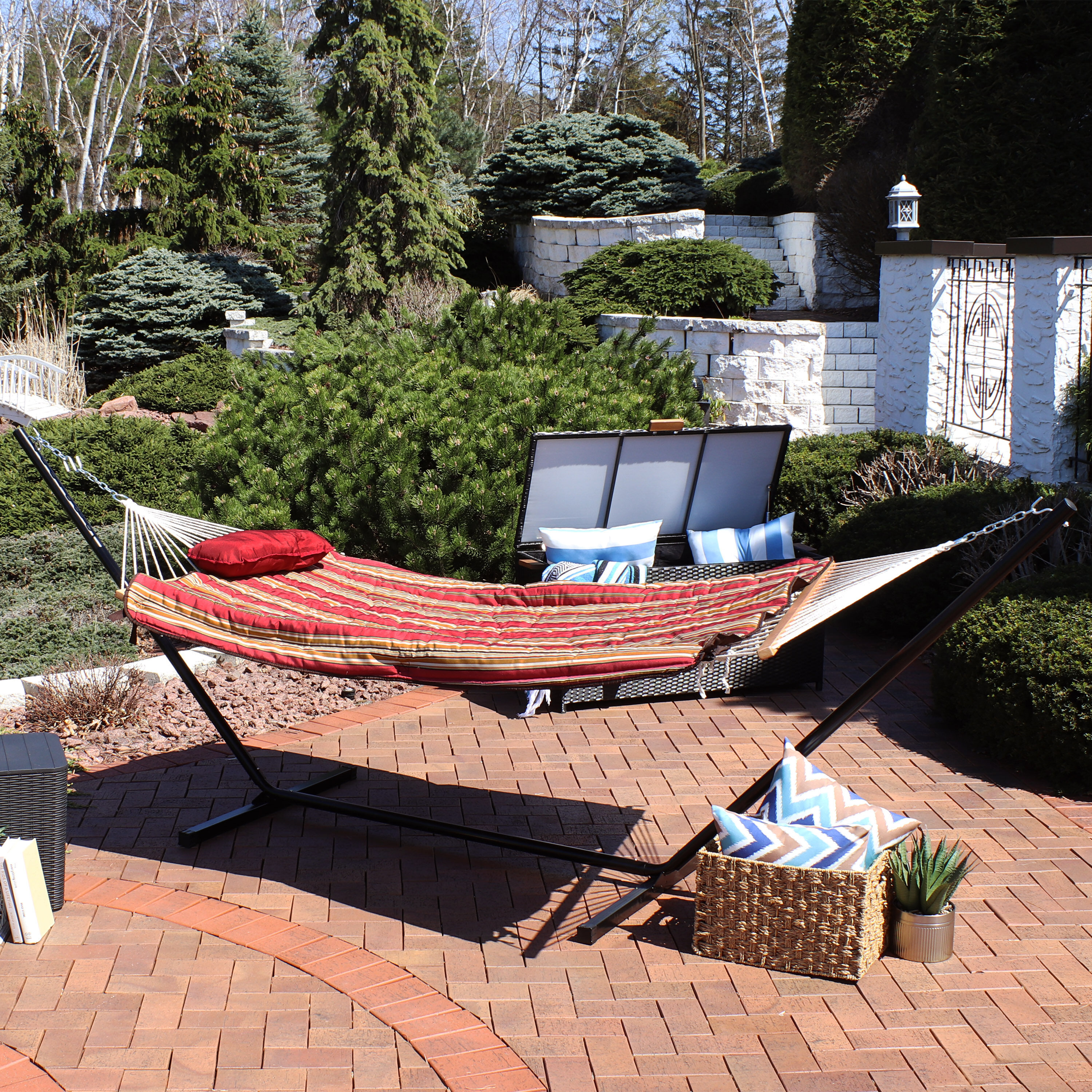 Sunnydaze Decor DL-ASRH-COMBO Sunnydaze Rope Hammock with 12 Foot Stand, Pad and Pillow Awning Stripe Fabric Hammock with Stand