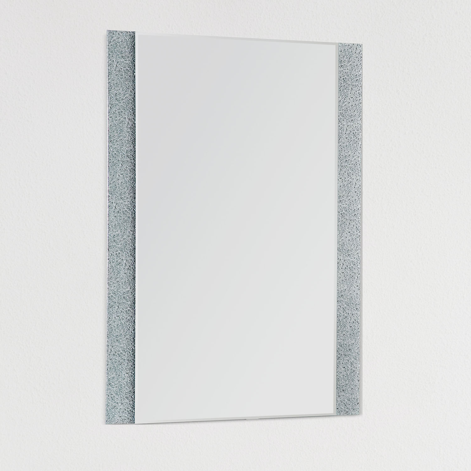 Decor Wonderland SSM5039-1 23.6-in x 31.5-in Polished Frameless Rectangle Bathroom Vanity Mirror ( Silver )